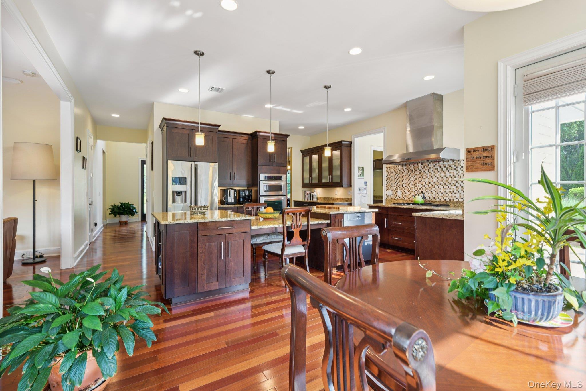 #11 photo, 4 Celestial Court, サフォーク郡 Saint James , NY 11780