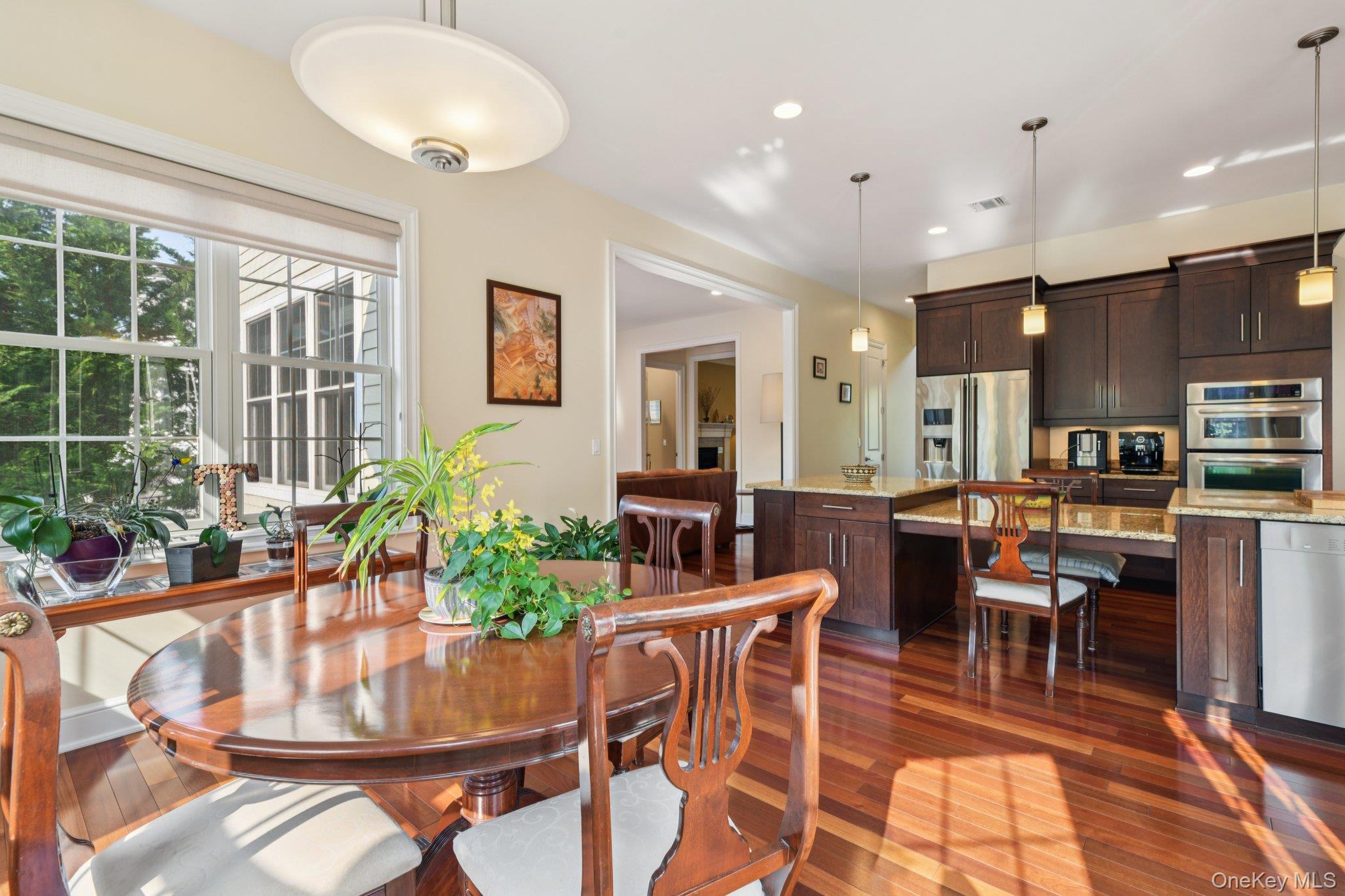 #13 photo, 4 Celestial Court, サフォーク郡 Saint James , NY 11780