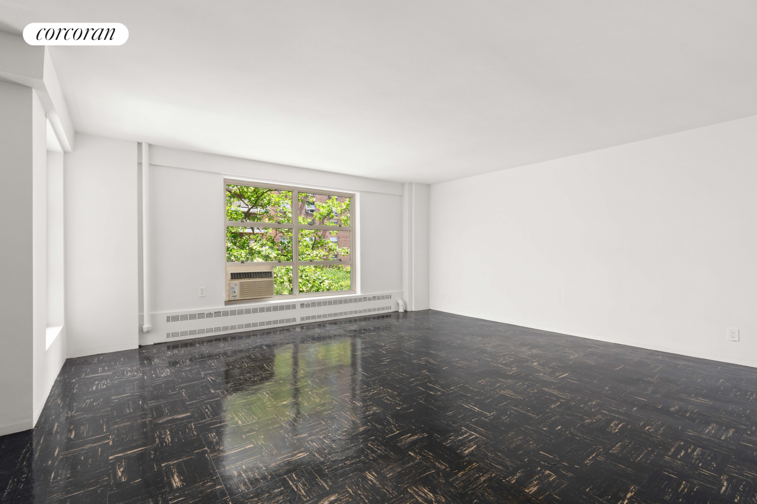 #1 photo, 80 LA SALLE Street, マンハッタン Morningside Heights , NY 10027