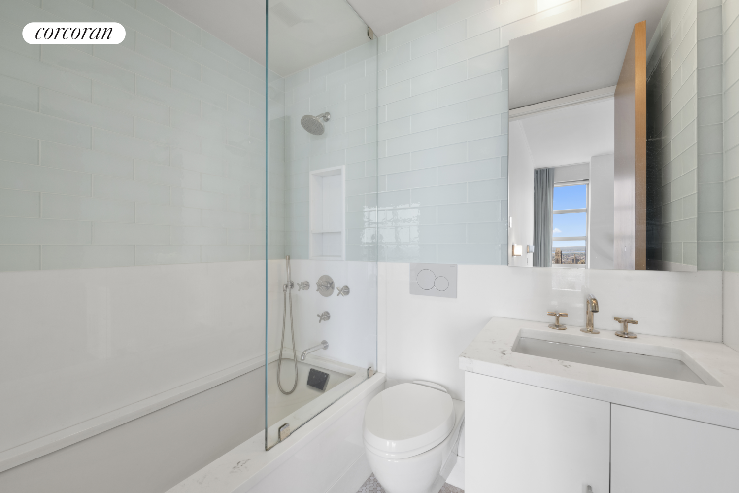 #19 photo, 146 W 57TH Street, マンハッタン Midtown , NY 10019