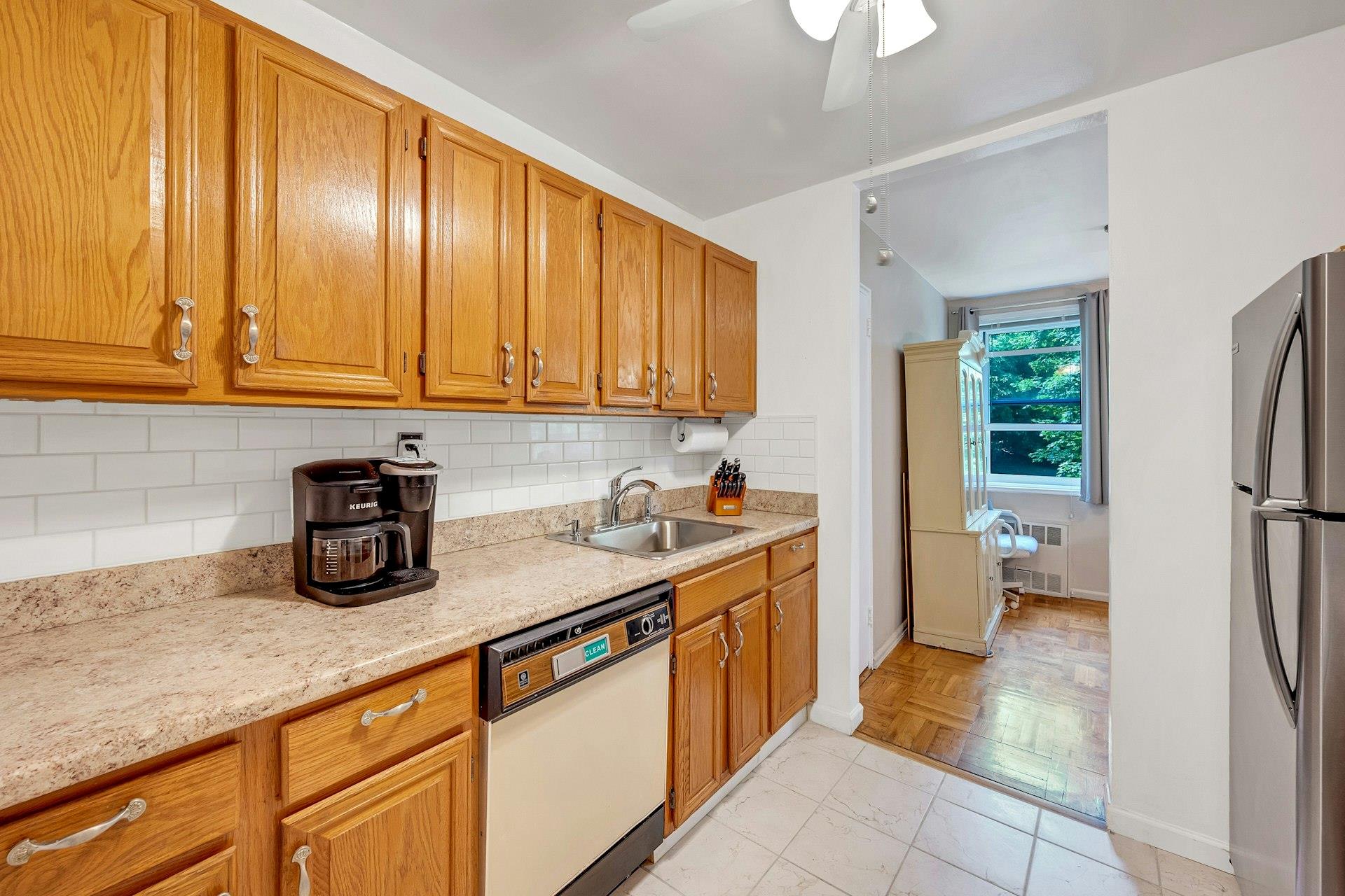 #14 photo, 98 DeHaven Drive, Yonkers , NY 10703