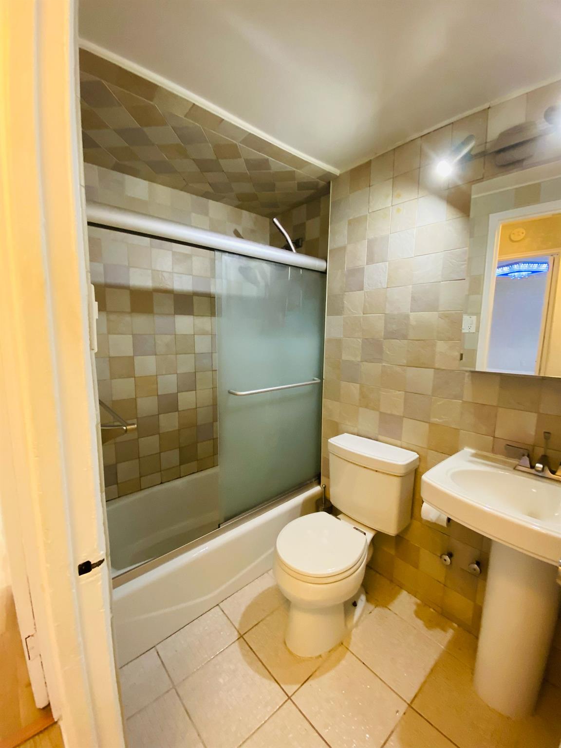 #14 photo, 97-40 62 Drive, Rego Park , NY 11374