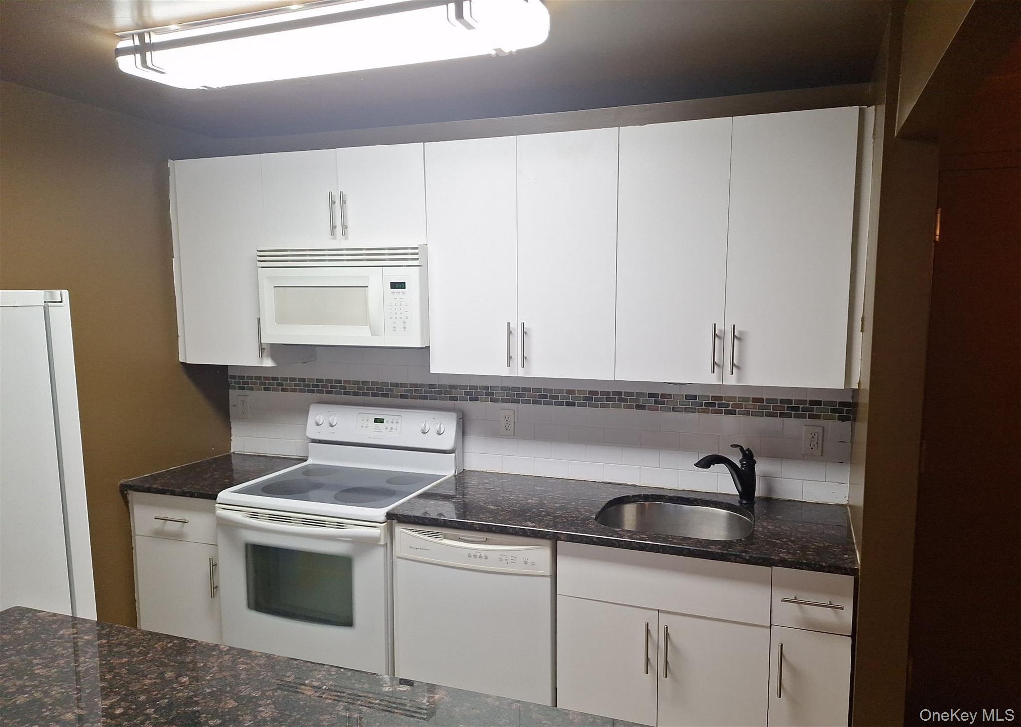 #4 photo, 715 Fox Street, ブロンクス区 Bronx , NY 10455