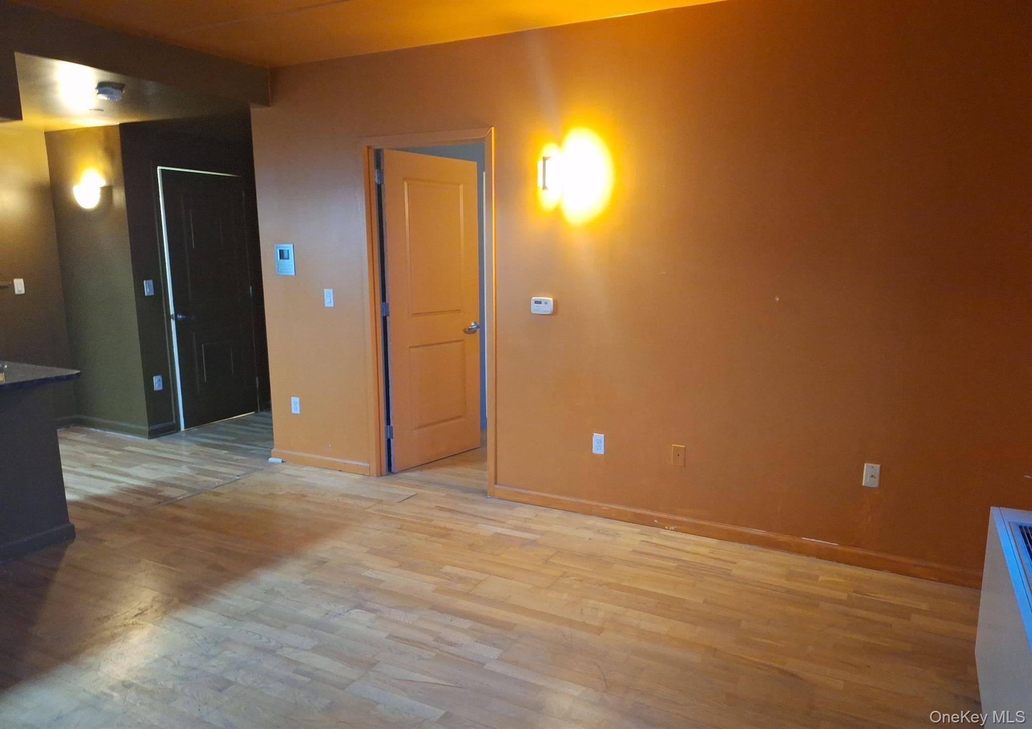 #7 photo, 715 Fox Street, ブロンクス区 Bronx , NY 10455