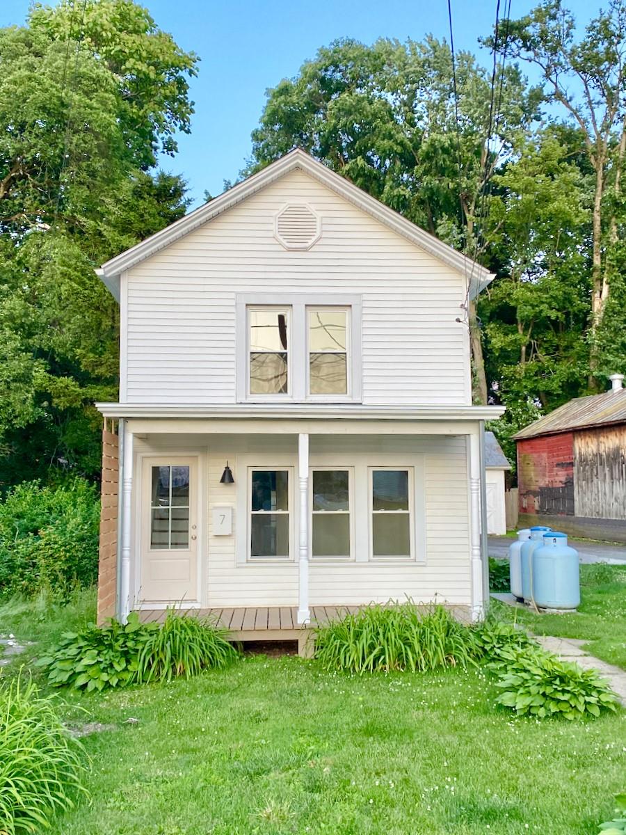 #1 photo, 7 Elizabeth Street, Red Hook , NY 12571