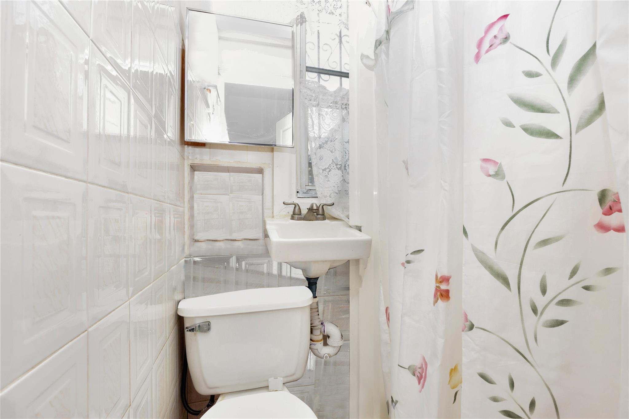 #10 photo, 30-33 92nd Street, 皇后區 艾姆赫斯特 East Elmhurst , NY 11369