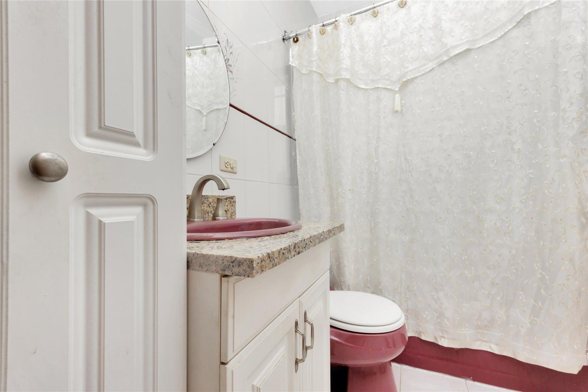 #13 photo, 30-33 92nd Street, 皇后區 艾姆赫斯特 East Elmhurst , NY 11369