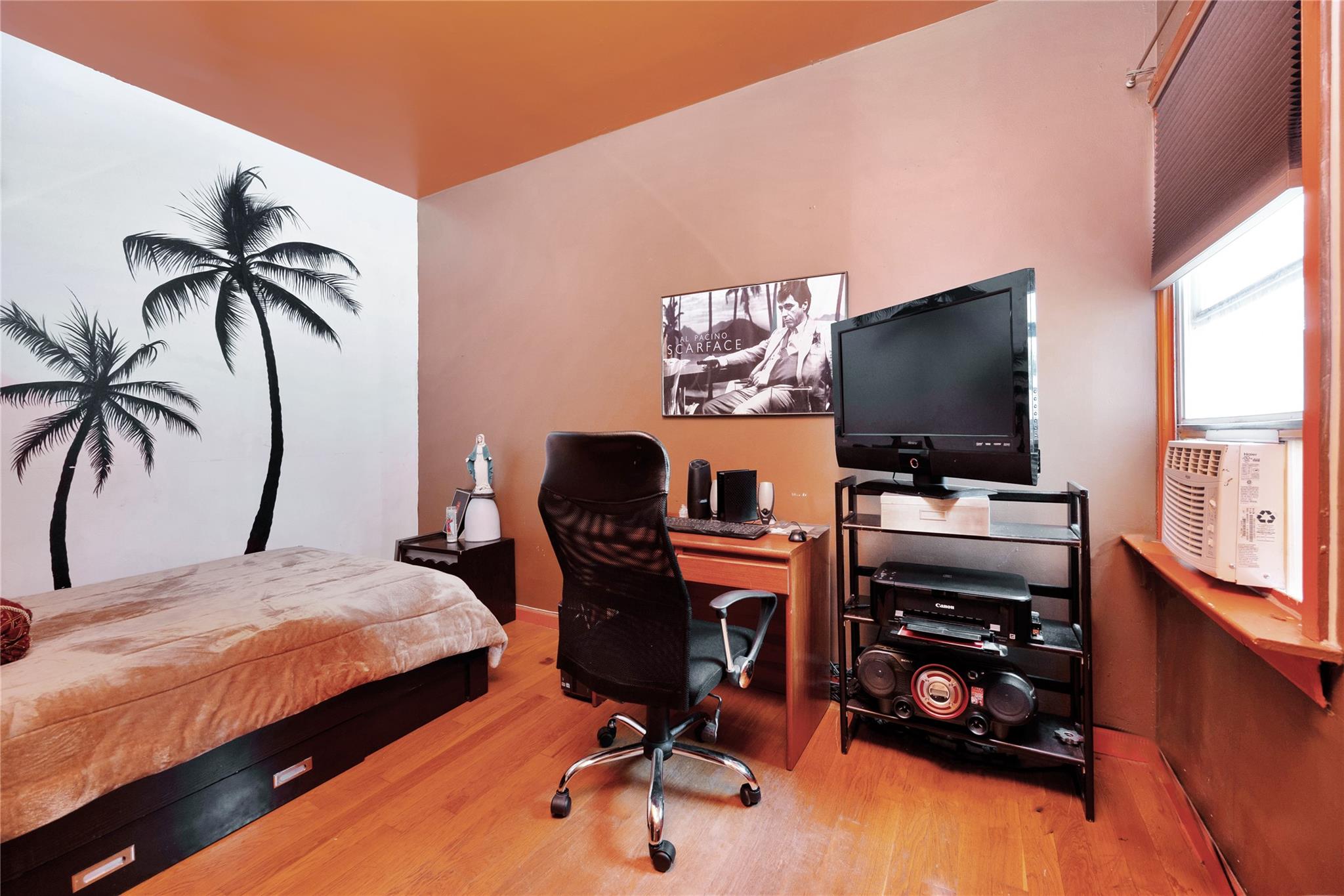 #14 photo, 30-33 92nd Street, 皇后區 艾姆赫斯特 East Elmhurst , NY 11369