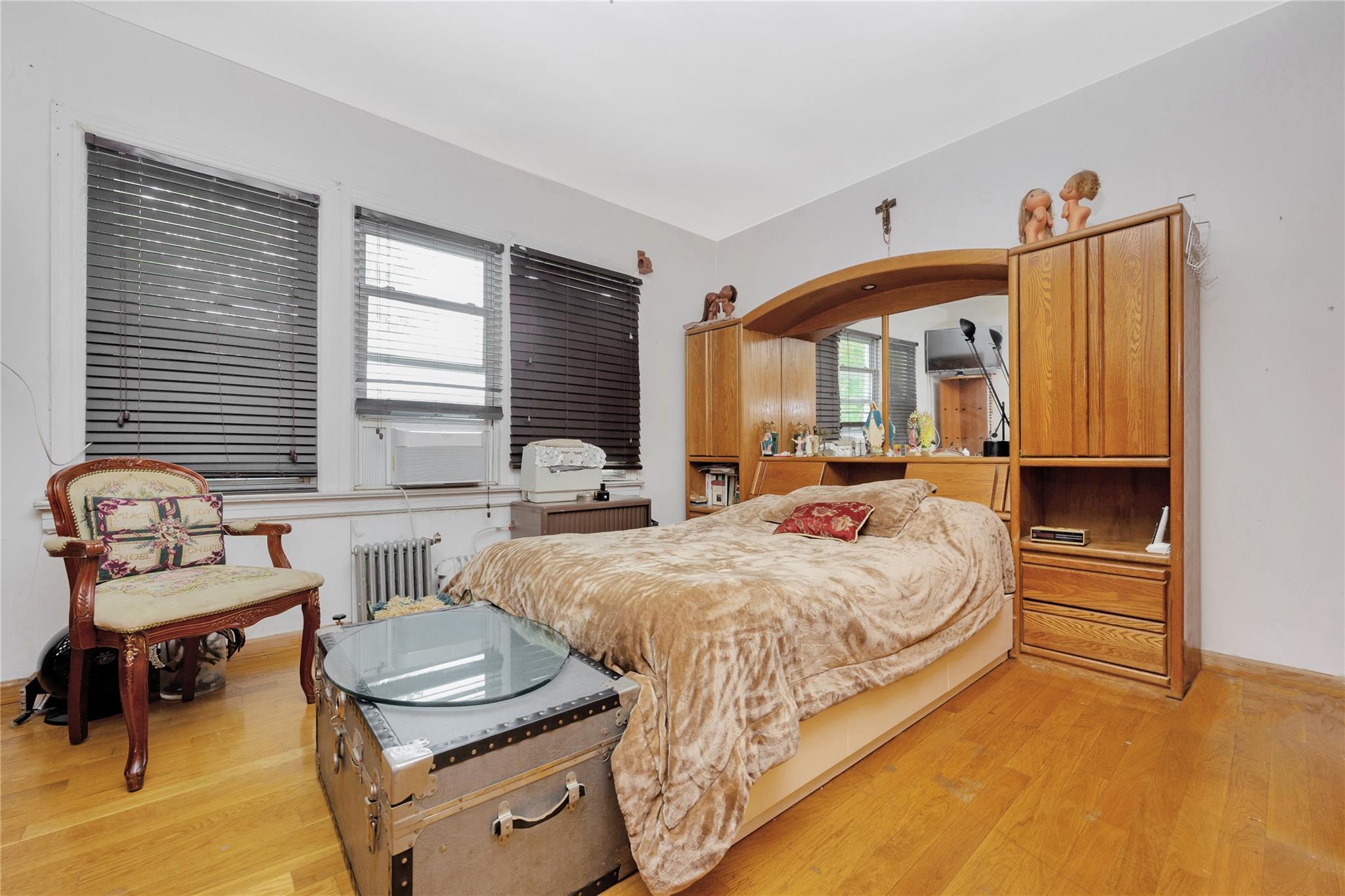 #15 photo, 30-33 92nd Street, 皇后區 艾姆赫斯特 East Elmhurst , NY 11369