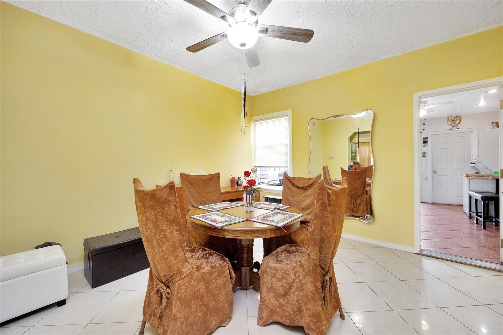 #5 photo, 30-33 92nd Street, 皇后區 艾姆赫斯特 East Elmhurst , NY 11369