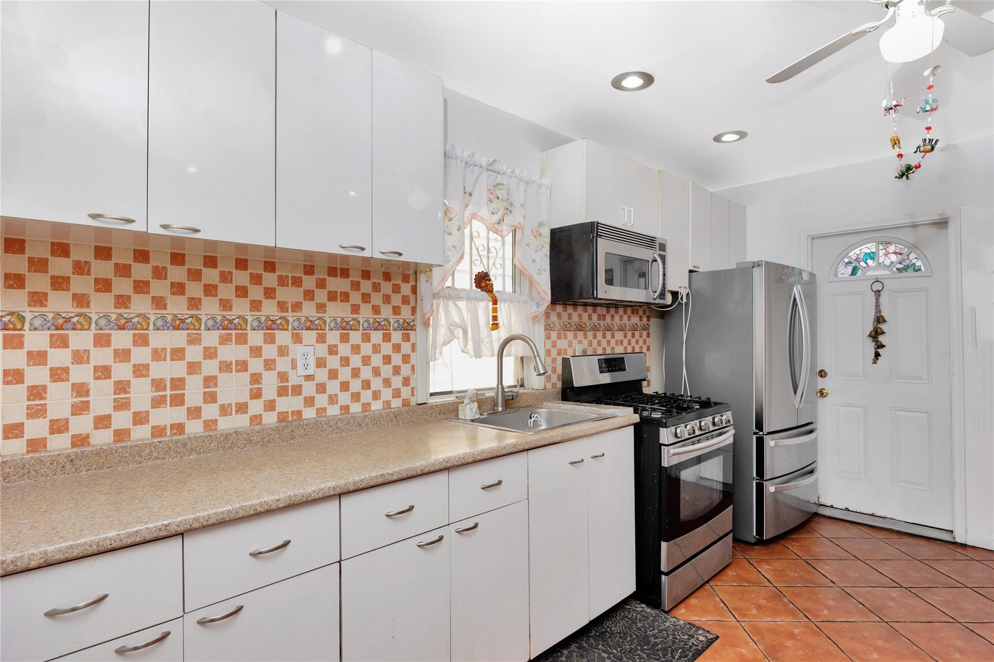 #7 photo, 30-33 92nd Street, 皇后區 艾姆赫斯特 East Elmhurst , NY 11369