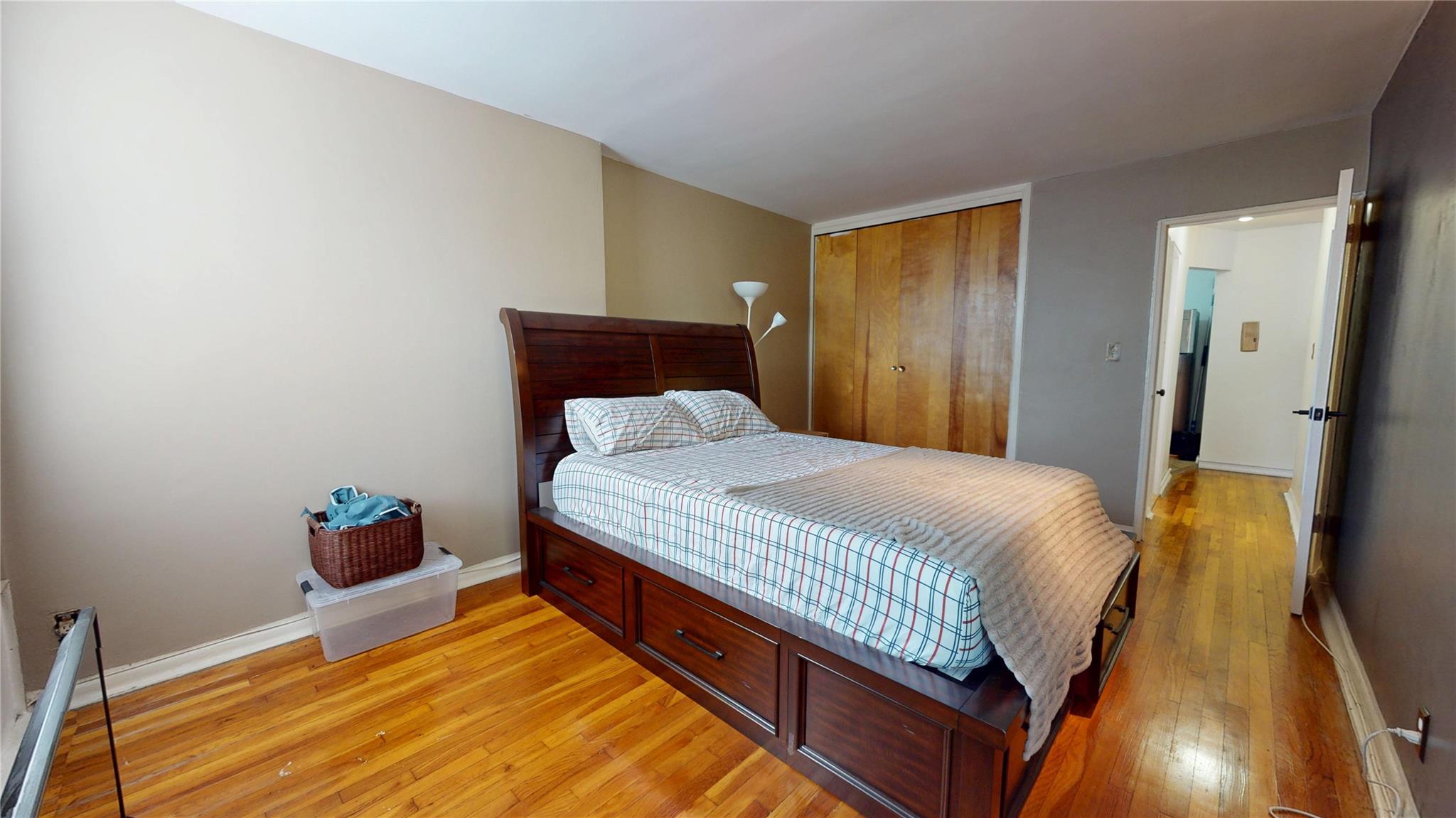 #7 photo, 142-20 84th Drive, كوينز Briarwood , NY 11435