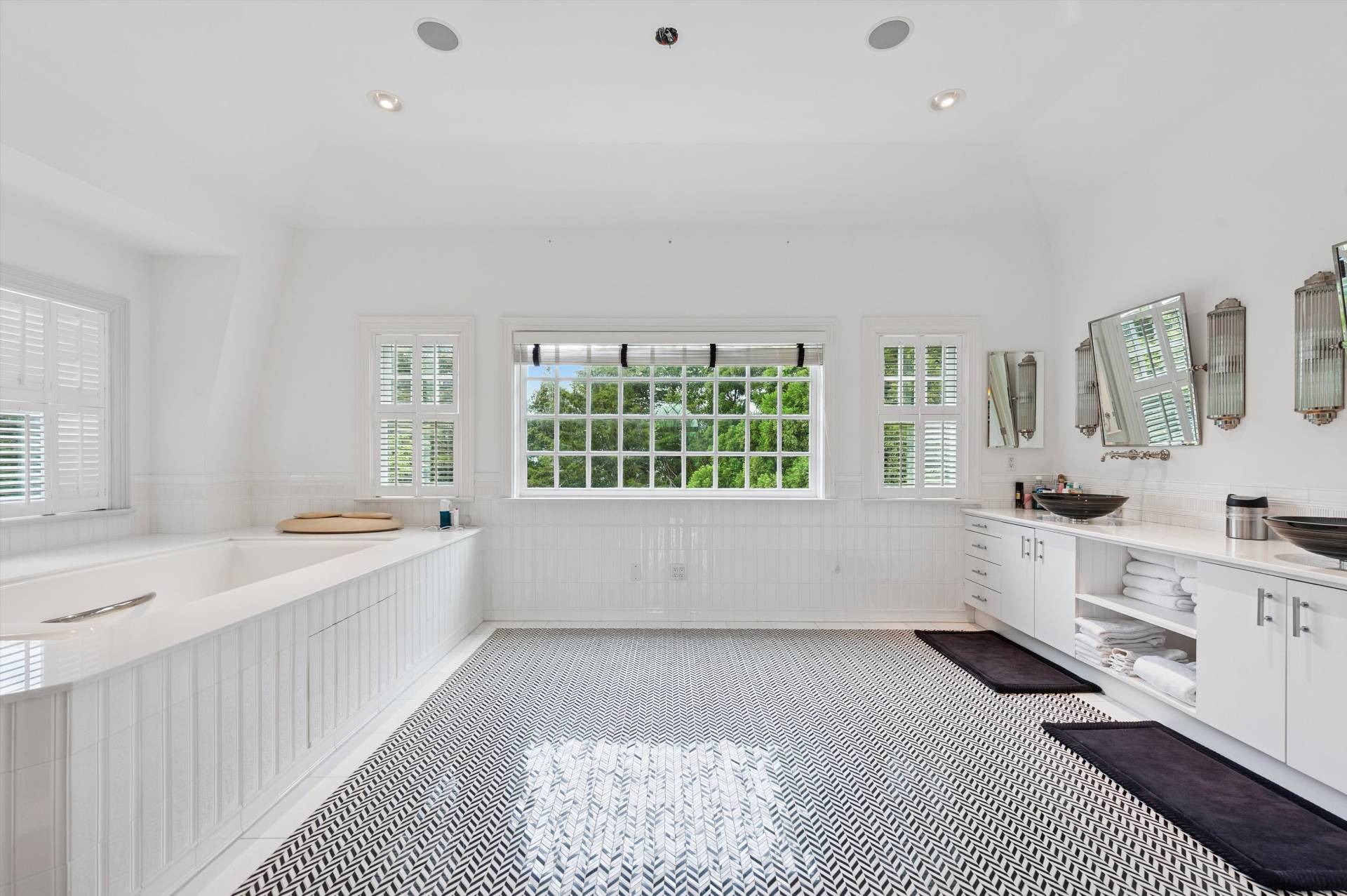 #21 photo, 23 Luther Drive, サフォーク郡 Water Mill , NY 11976