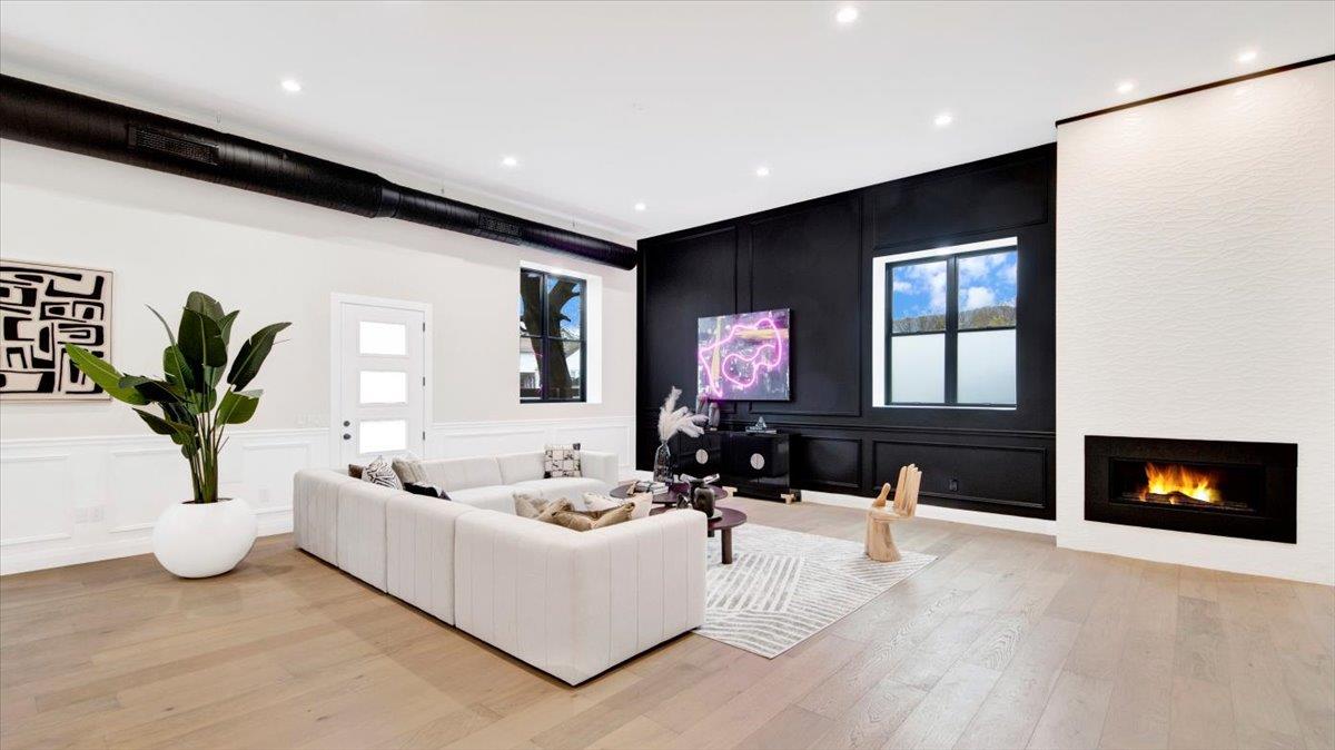 #19 photo, 36 N Cedar Street, Beacon , NY 12508