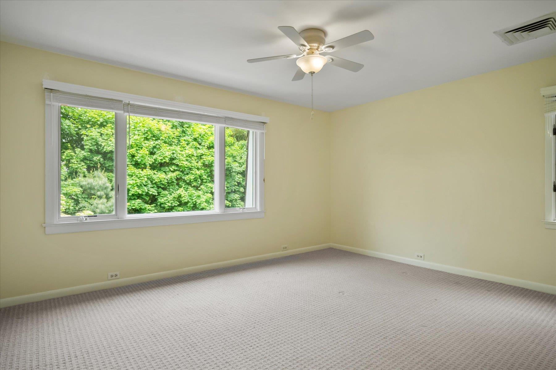 #12 photo, 188 Main Street, サフォーク郡 Westhampton Beach , NY 11978