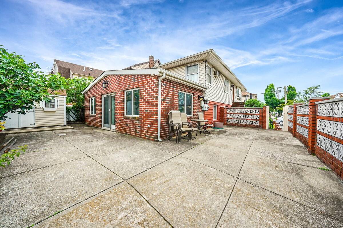 #5 photo, 15951 160th Avenue, クイーンズ区 Howard Beach , NY 11414