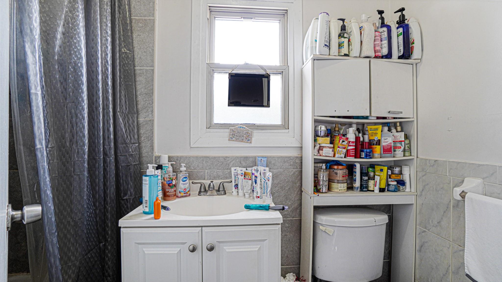 #15 photo, 174 55 128th Avenue, Jamaica , NY 11434