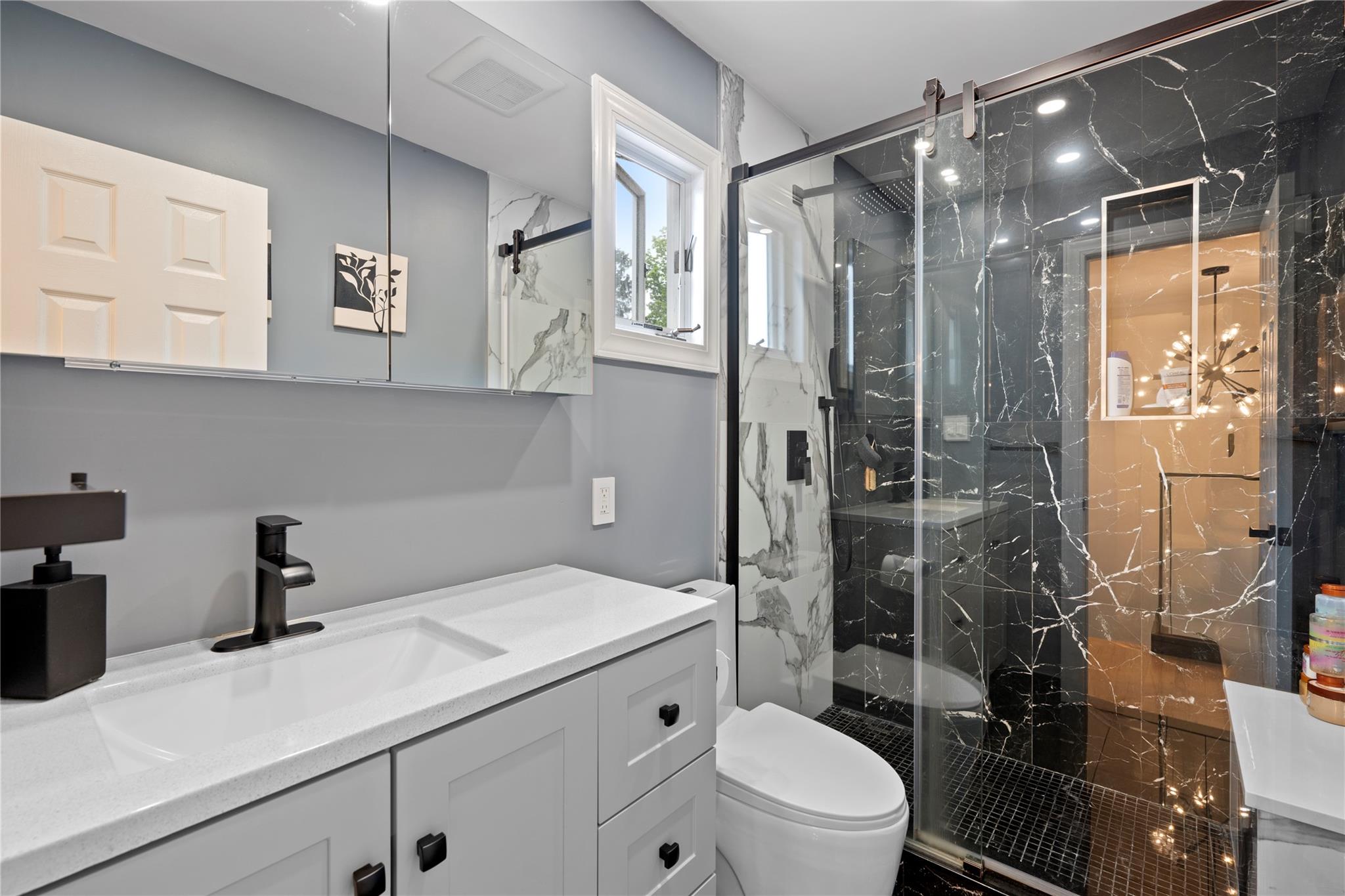 #12 photo, 1 Bennett Avenue, サフォーク郡 Huntington , NY 11746