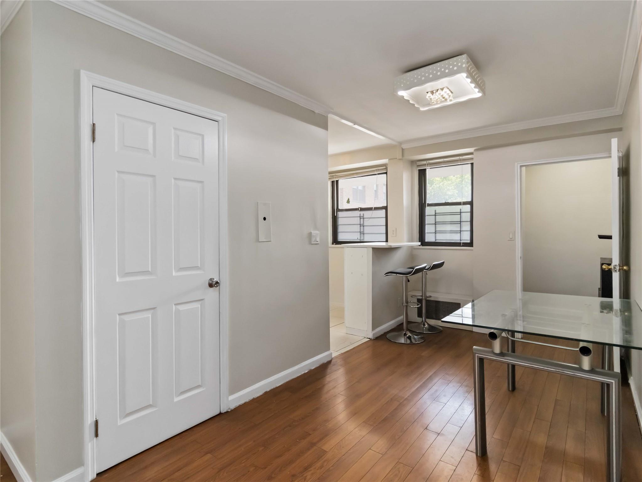 #9 photo, 61-25 98th Street, クイーンズ区 Rego Park , NY 11374