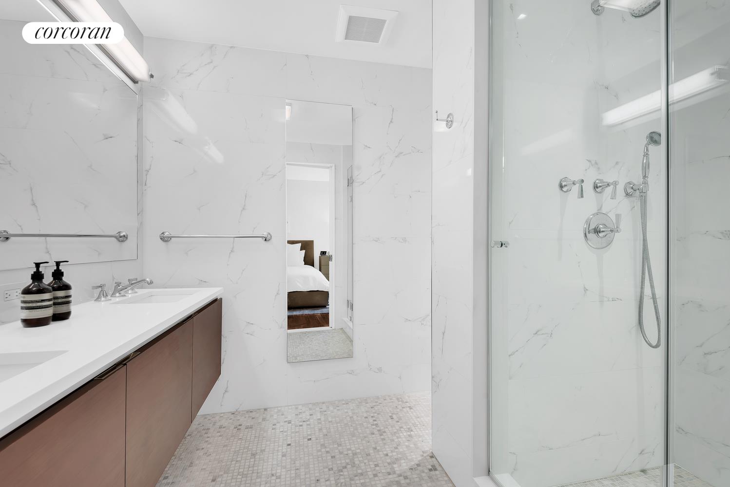 #7 photo, 478 CENTRAL Park W, マンハッタン Manhattan Valley , NY 10025