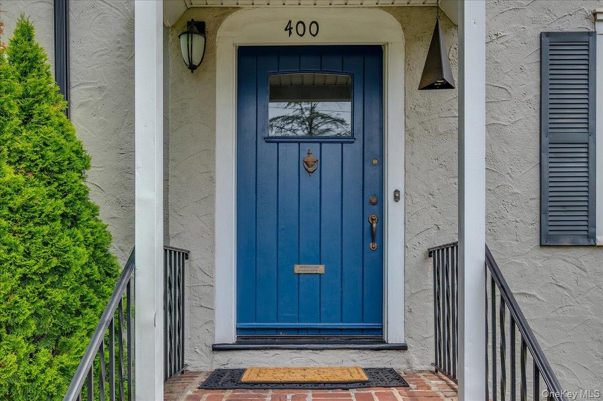 #2 photo, 400 Manor Ridge Road, Pelham , NY 10803