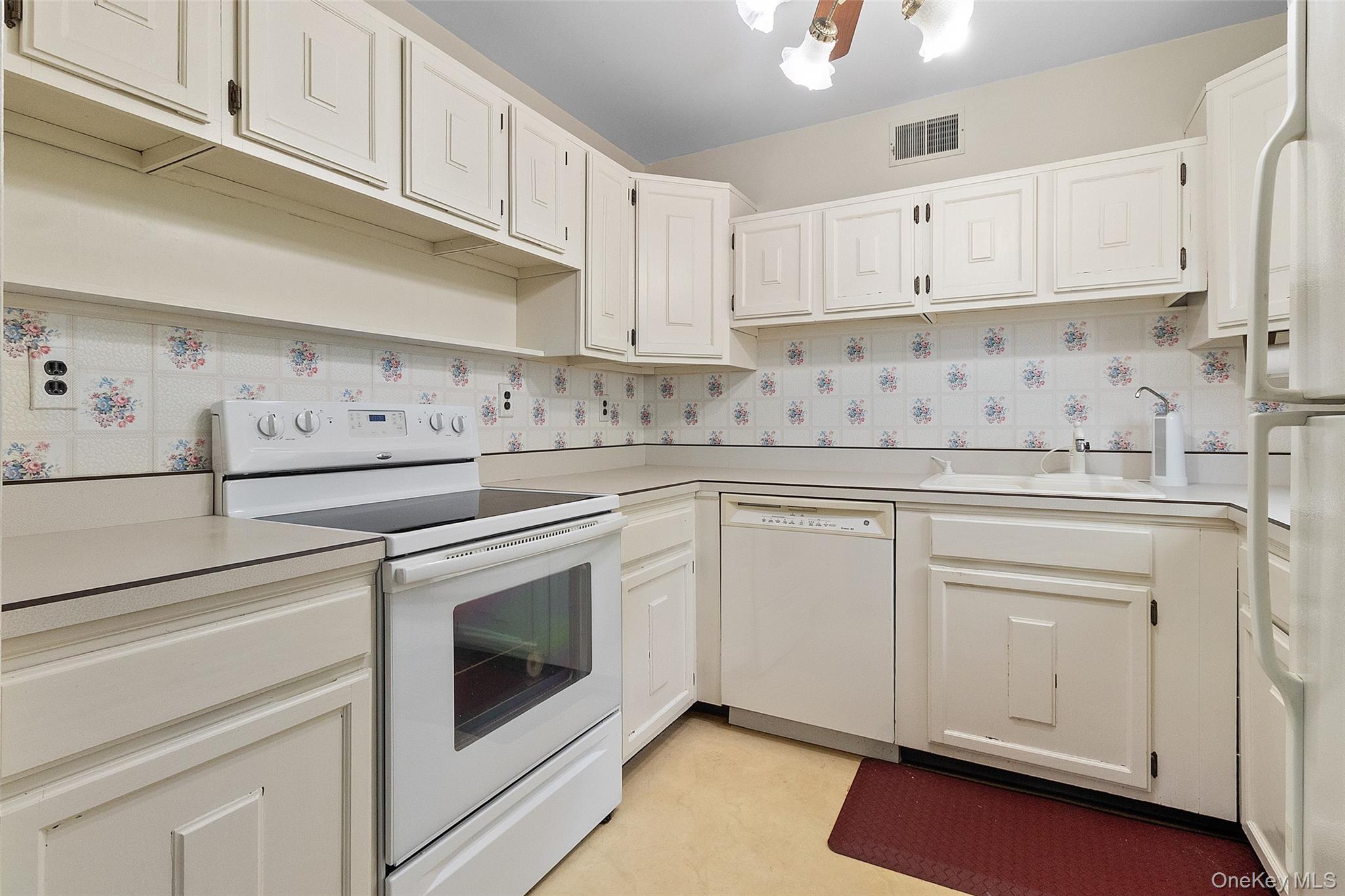 #8 photo, 84 Molly Pitcher Lane, Yorktown Heights , NY 10598