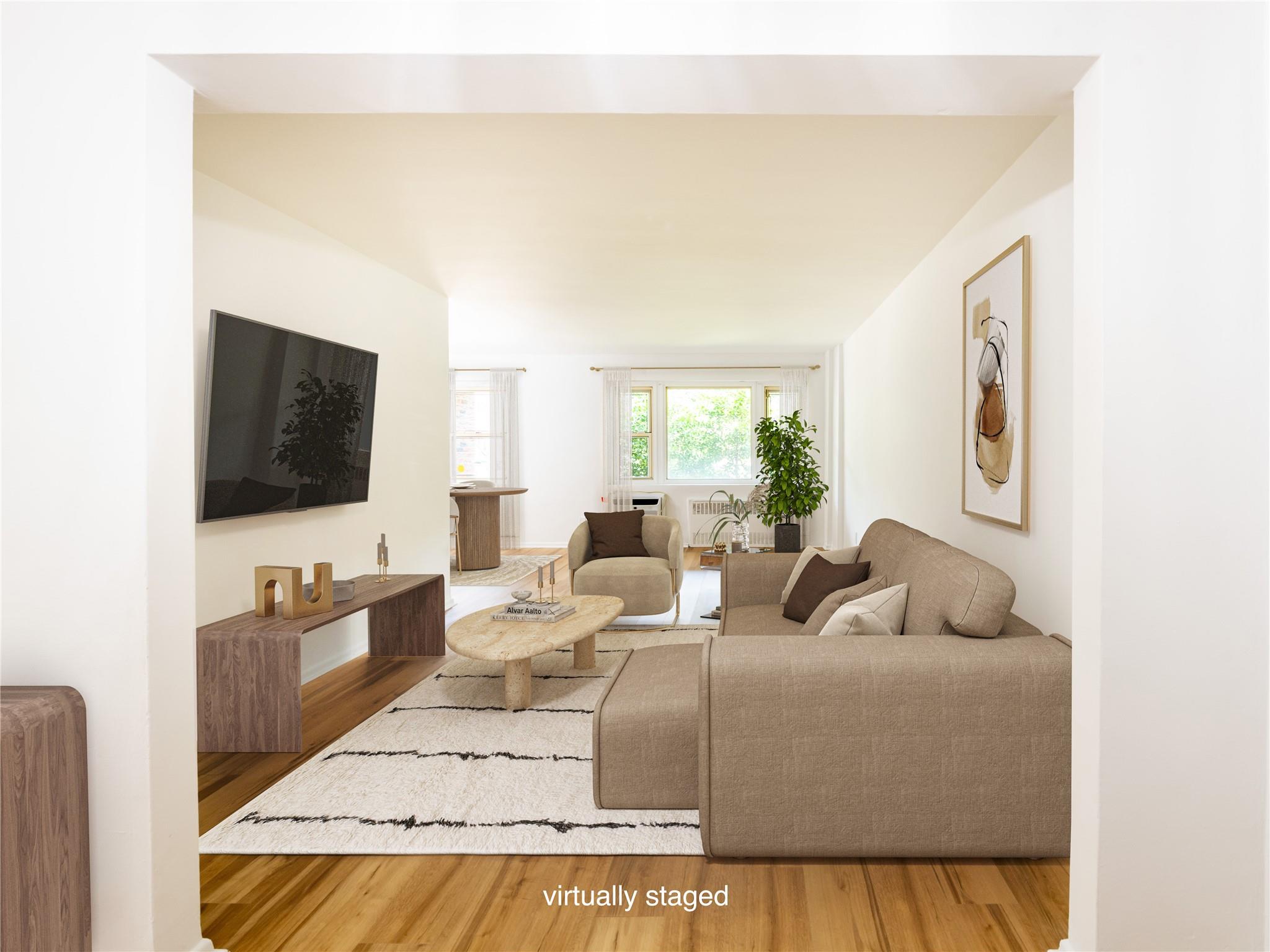 #4 photo, 20 Hillpark, Great Neck , NY 11021