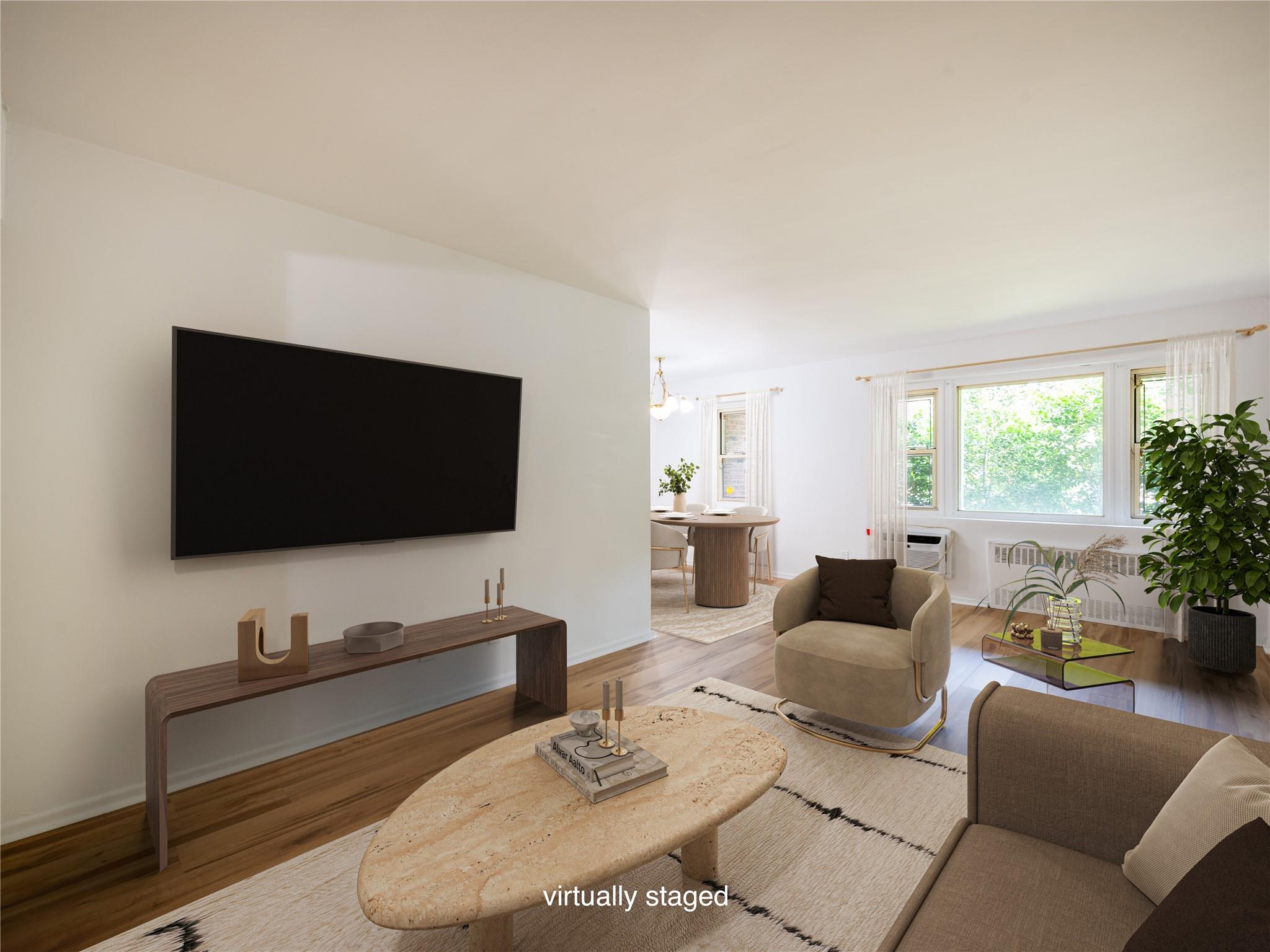 #5 photo, 20 Hillpark, Great Neck , NY 11021