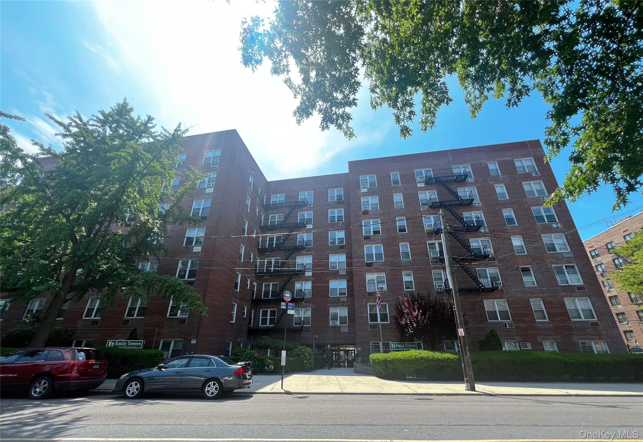 #10 photo, 3510 150 Street, クイーンズ区 Flushing , NY 11354