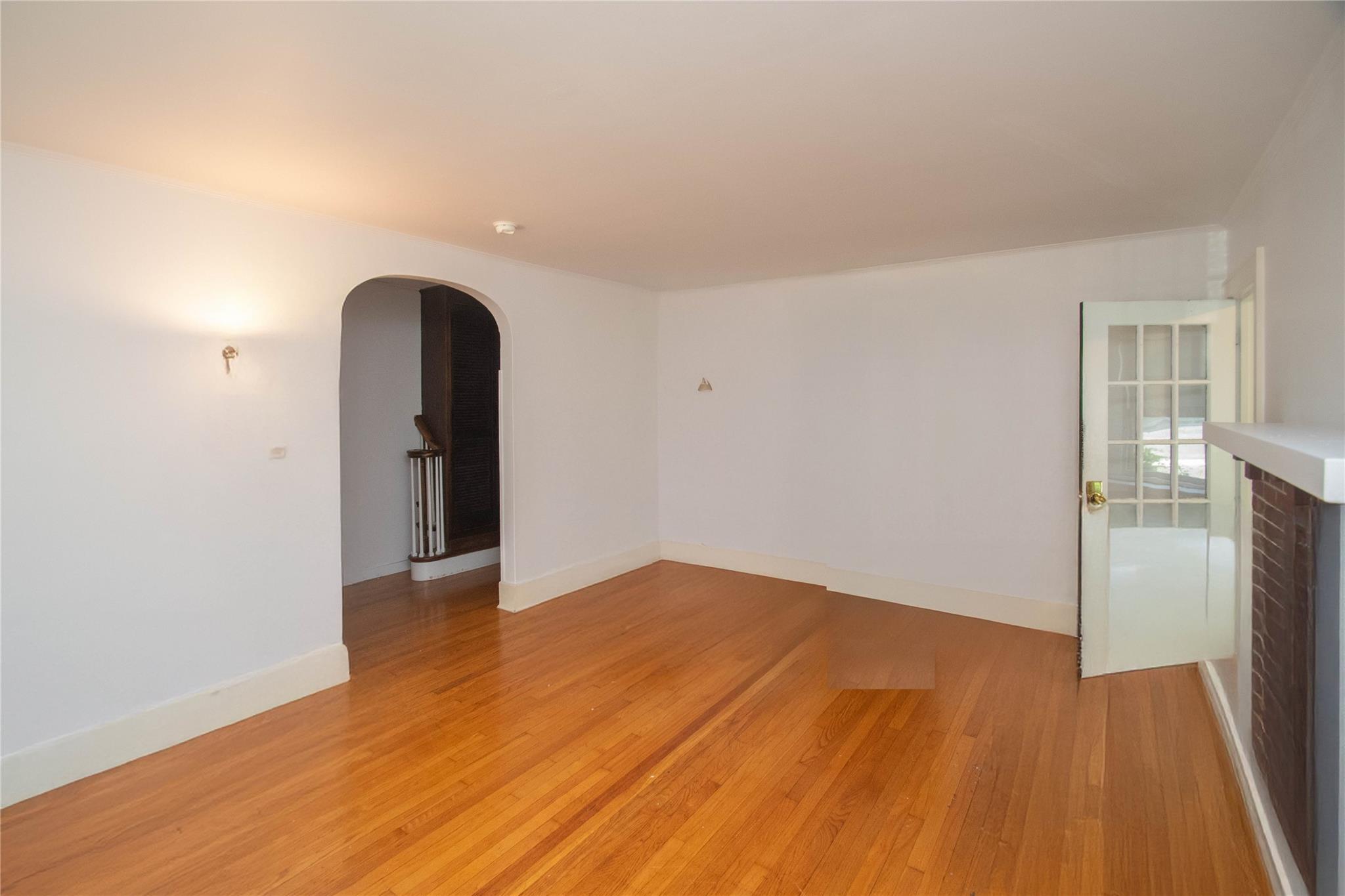 #13 photo, 38 Plattekill Avenue, New Paltz , NY 12561