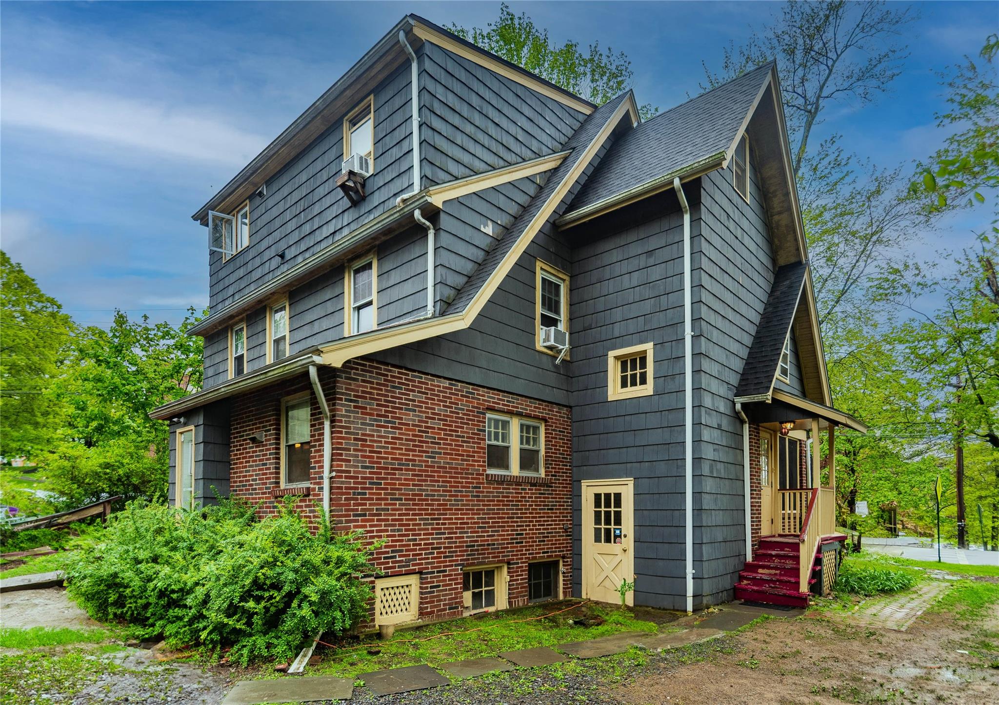 #4 photo, 38 Plattekill Avenue, New Paltz , NY 12561