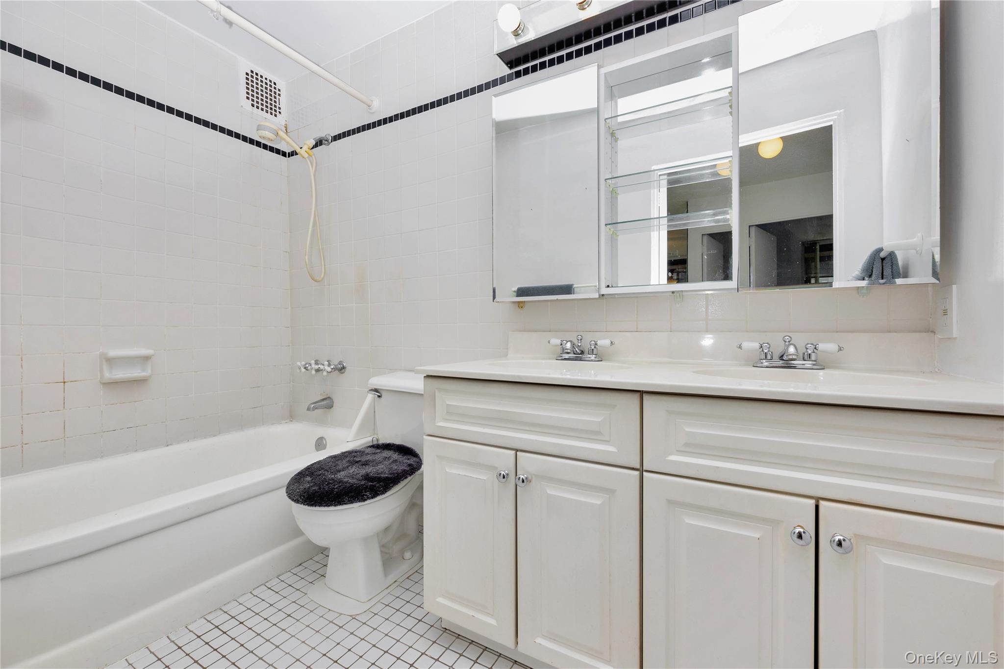 #10 photo, 166-41 Powells Cove Boulevard, クイーンズ区 Beechhurst , NY 11357