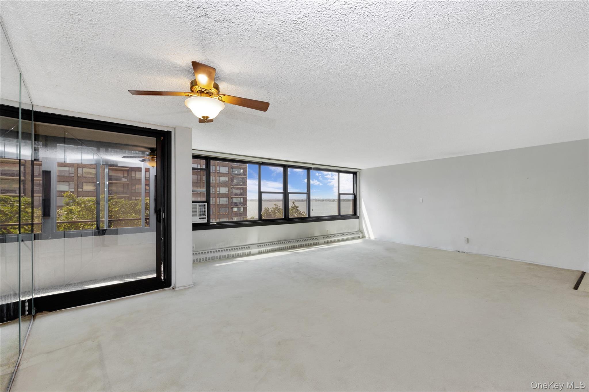 #5 photo, 166-41 Powells Cove Boulevard, クイーンズ区 Beechhurst , NY 11357