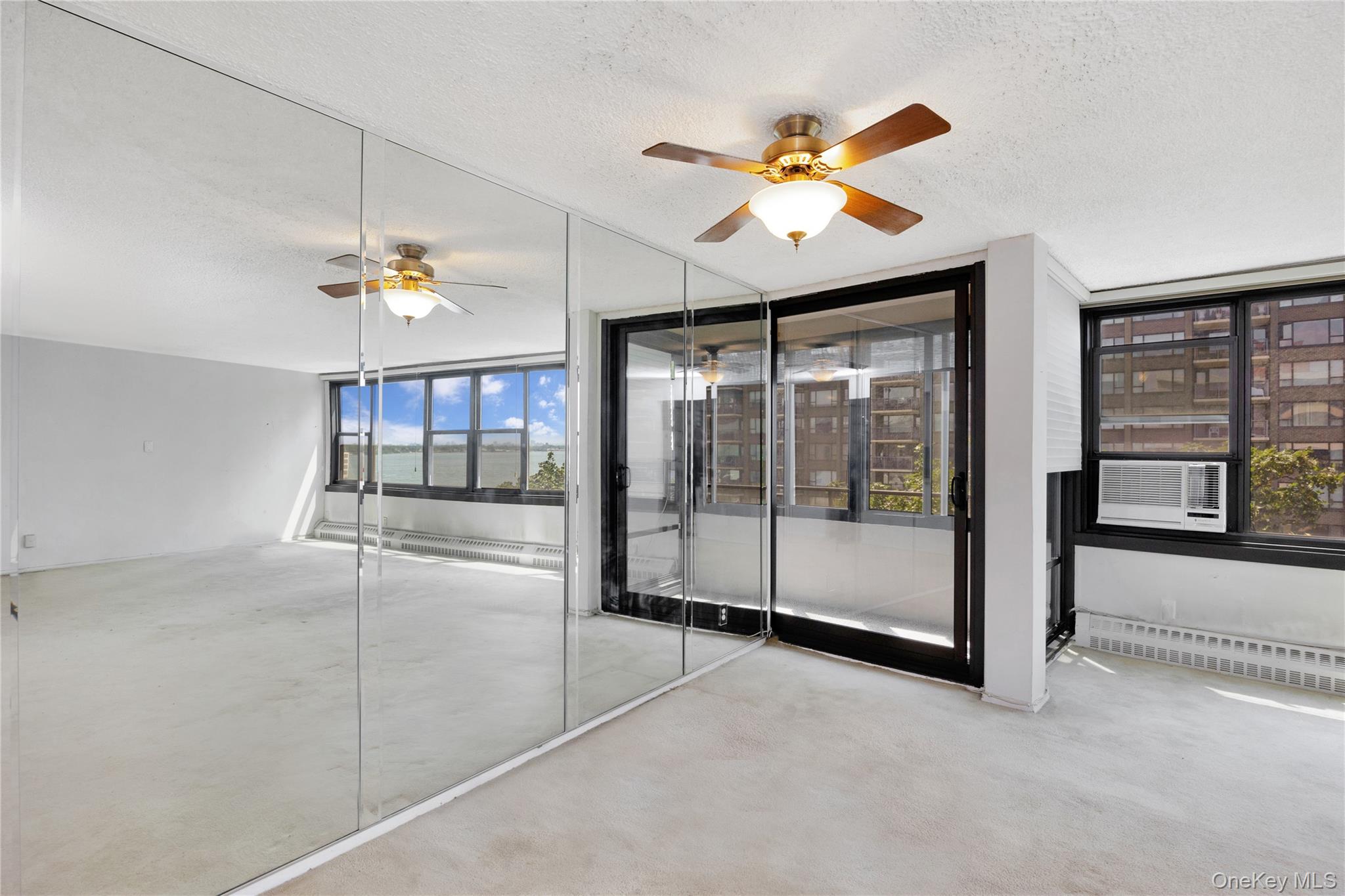 #8 photo, 166-41 Powells Cove Boulevard, クイーンズ区 Beechhurst , NY 11357