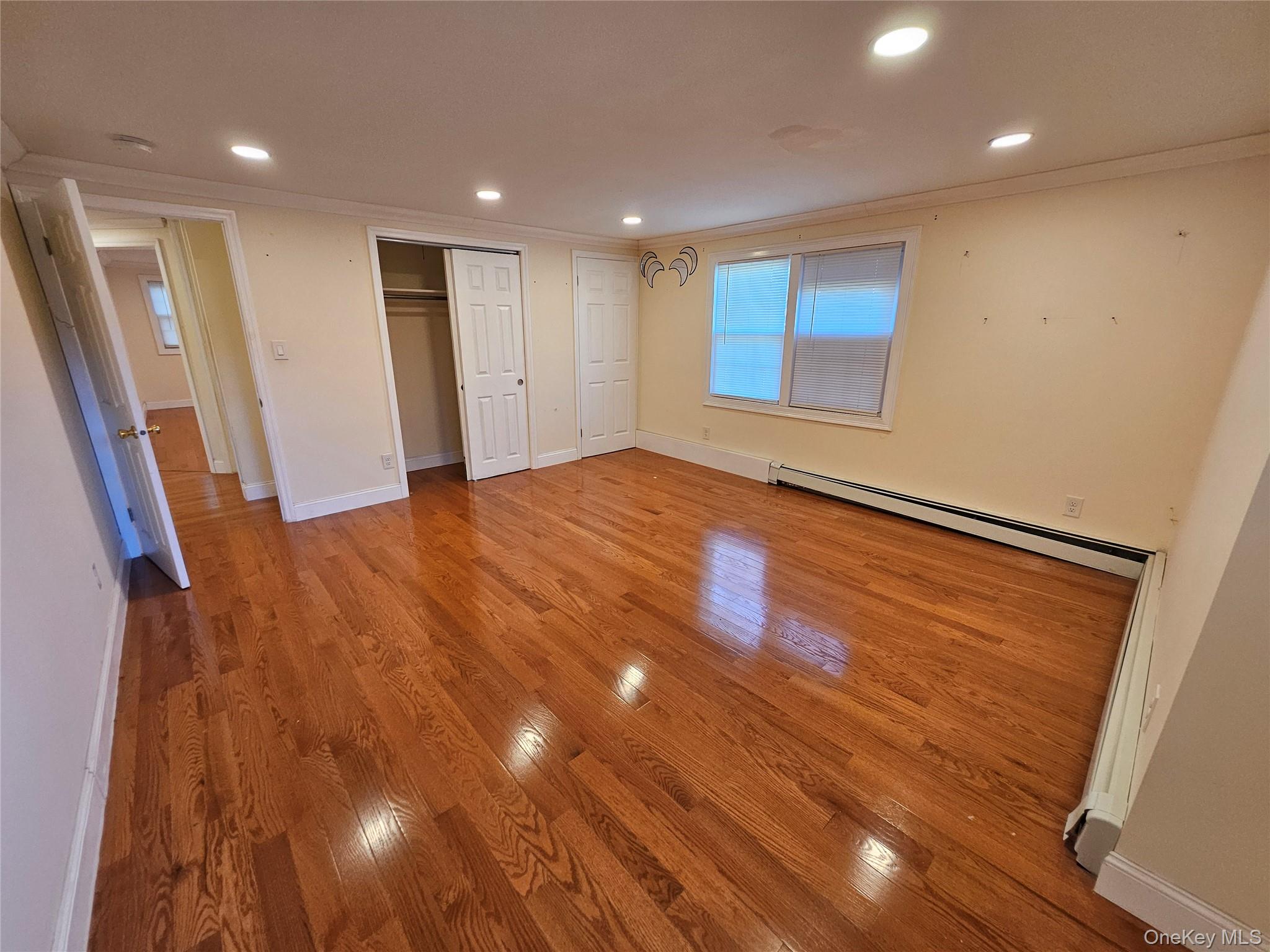 #11 photo, 100 Glenmore Avenue, 長島 Hempstead , NY 11550