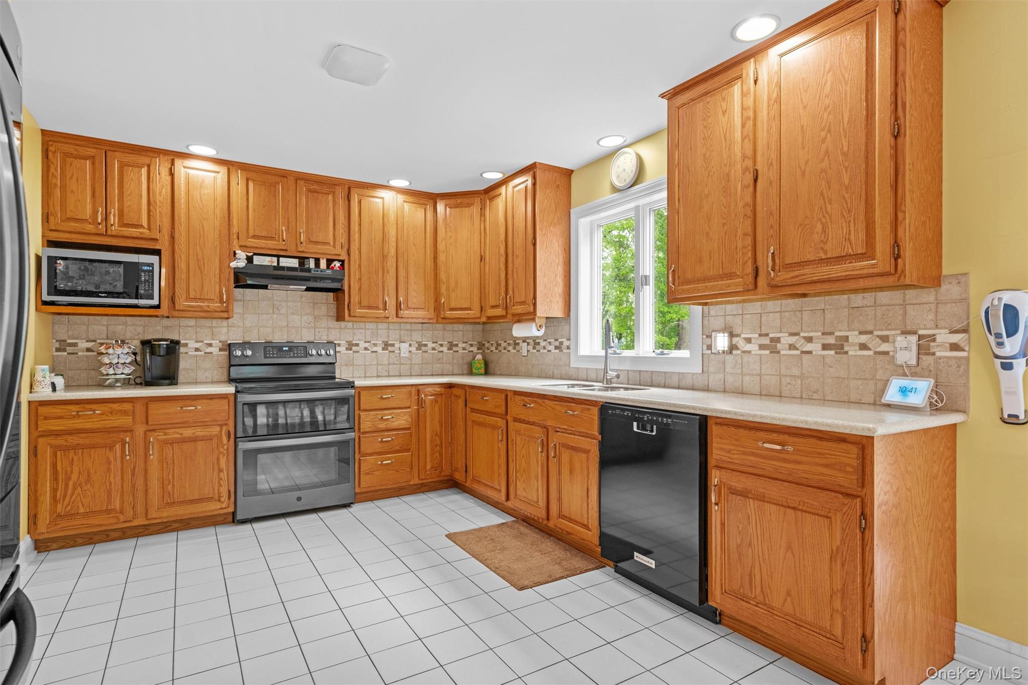 #13 photo, 24 Hampton Court, Wallkill , NY 12589