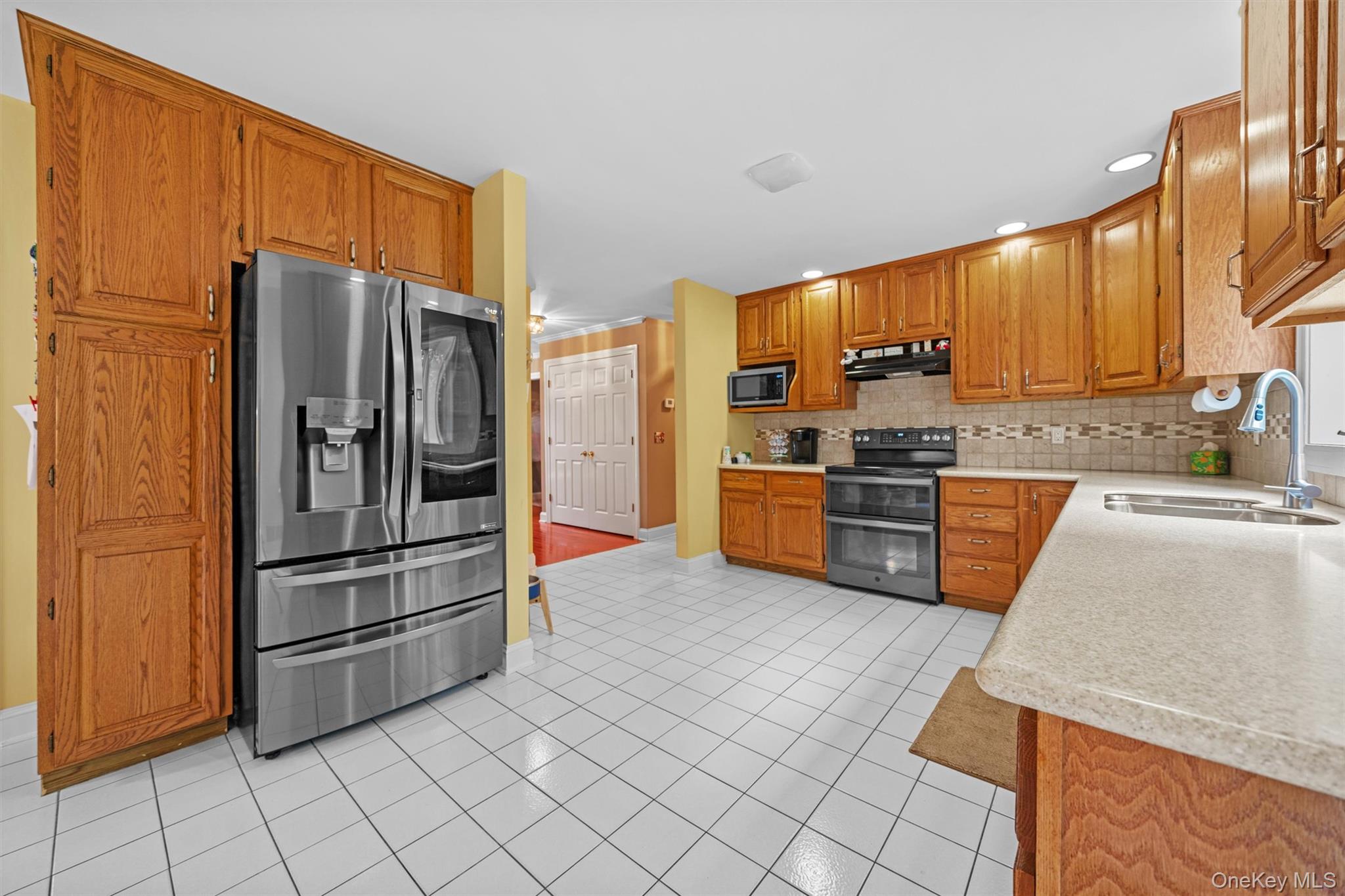 #14 photo, 24 Hampton Court, Wallkill , NY 12589