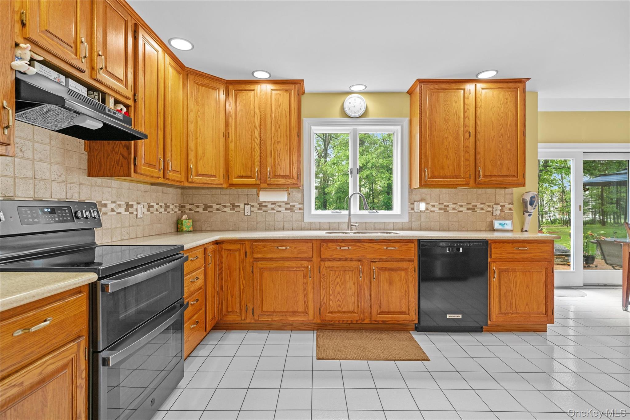 #15 photo, 24 Hampton Court, Wallkill , NY 12589