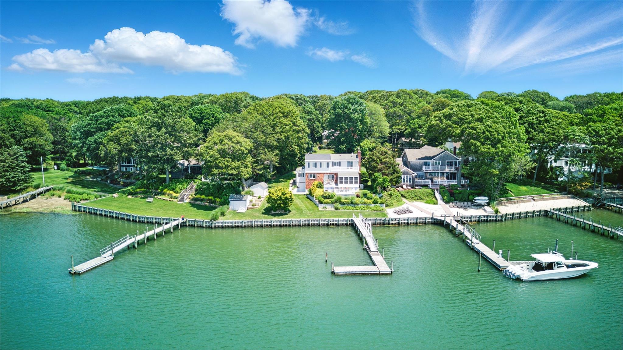 #11 photo, 2005 Westview Drive, サフォーク郡 Mattituck , NY 11952