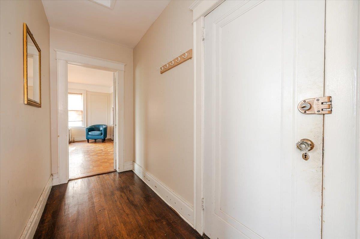 #4 photo, 2312 Morgan Avenue, برونكس Bronx , NY 10469