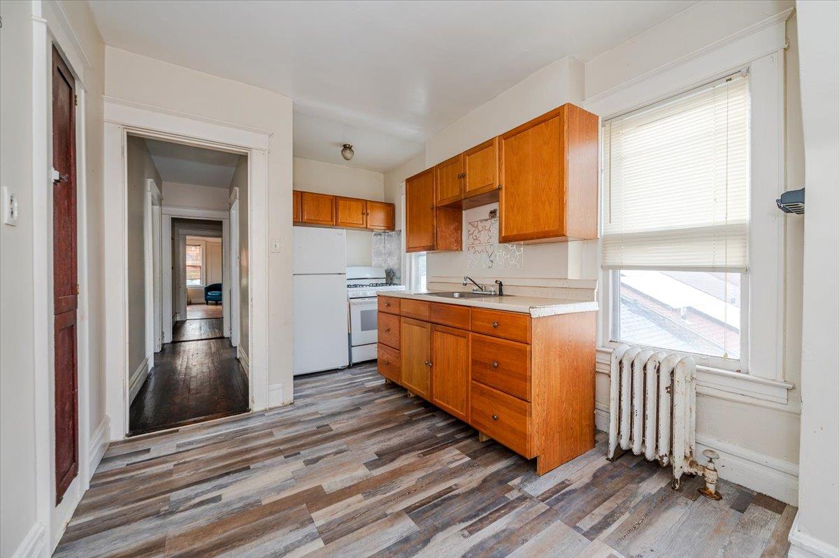 #8 photo, 2312 Morgan Avenue, برونكس Bronx , NY 10469