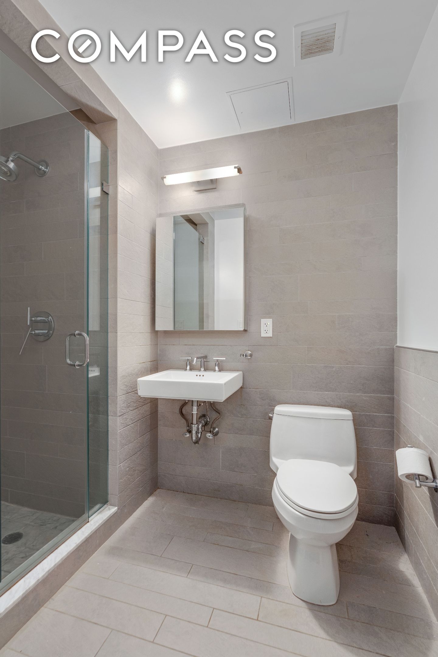 #11 photo, 454 W 54th Street, Hell's Kitchen , NY 10019