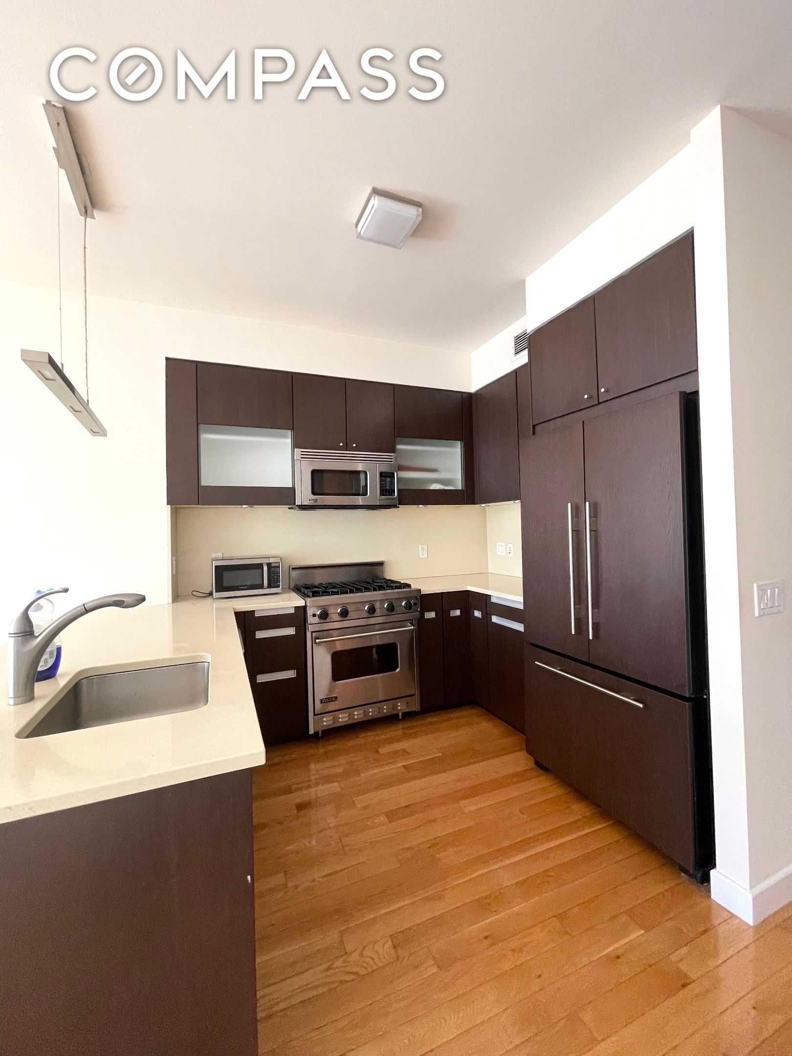 #4 photo, 454 W 54th Street, ম্যানহাটন Hell's Kitchen , NY 10019