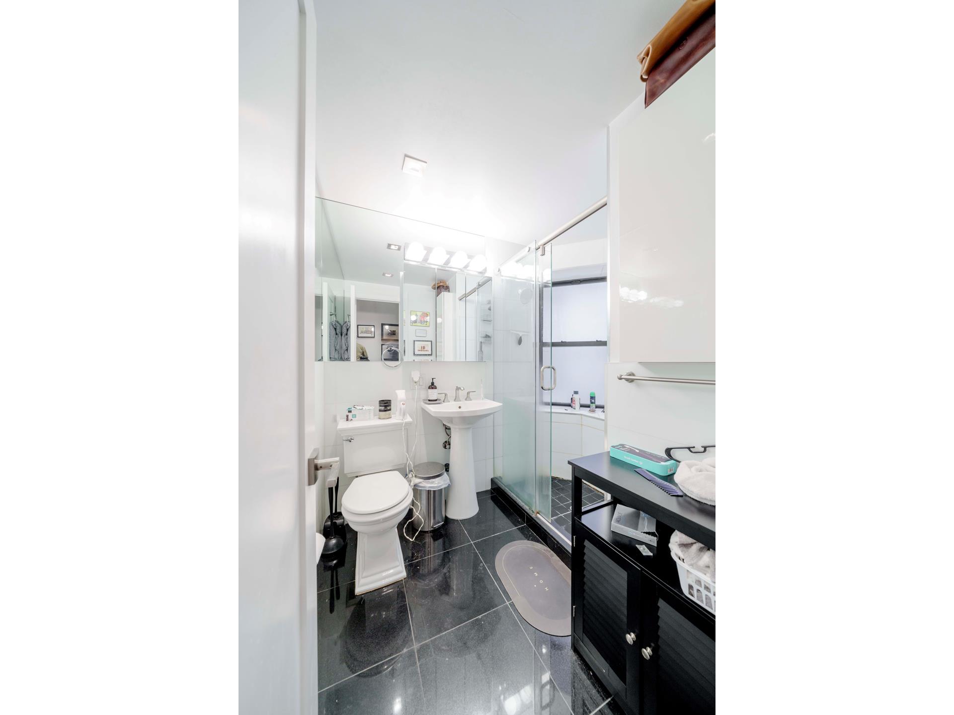 #1 photo, 25 GROVE Street, West Village , NY 10014