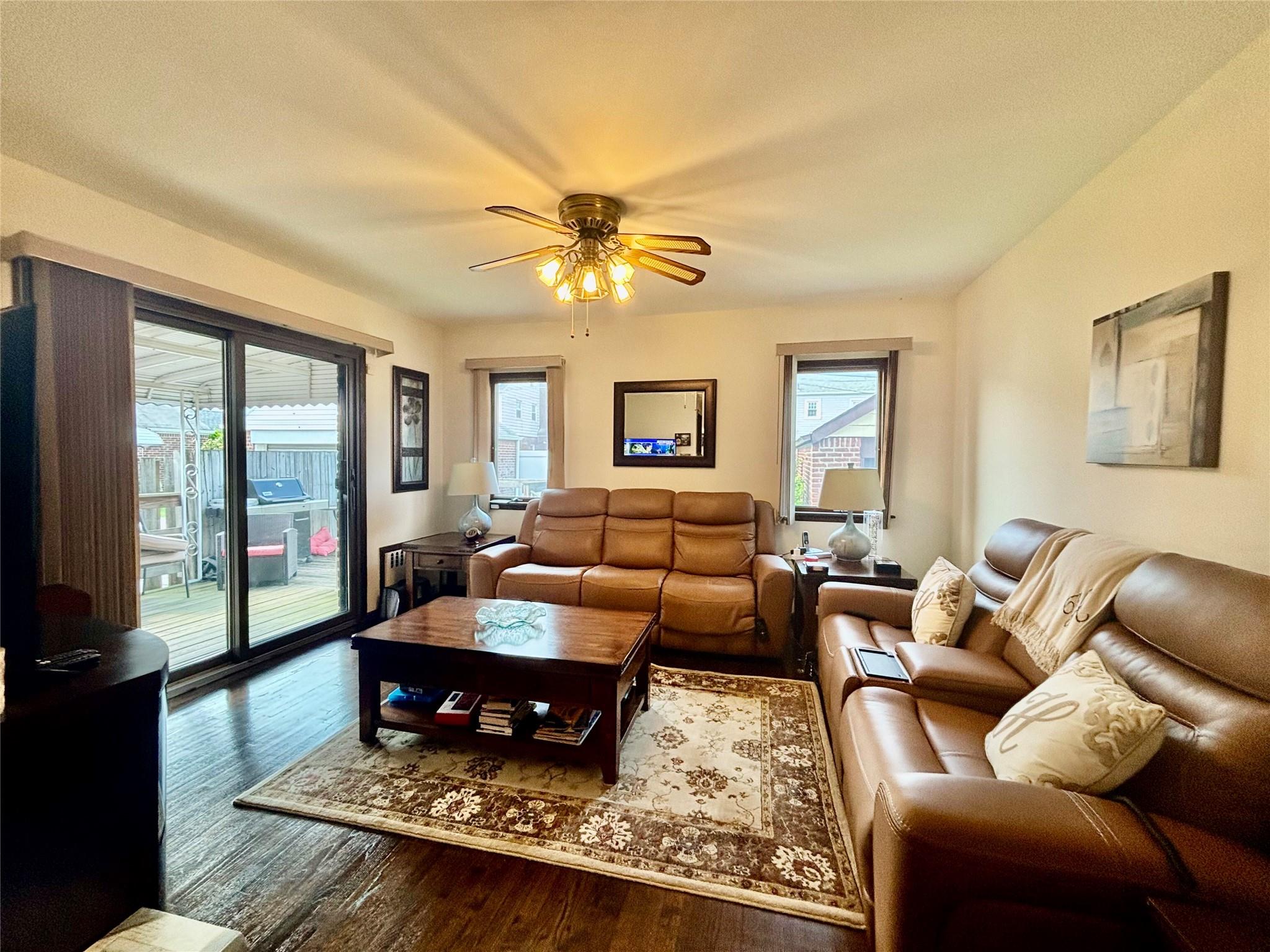 #5 photo, 163-49 16th Avenue, クイーンズ区 Whitestone , NY 11357