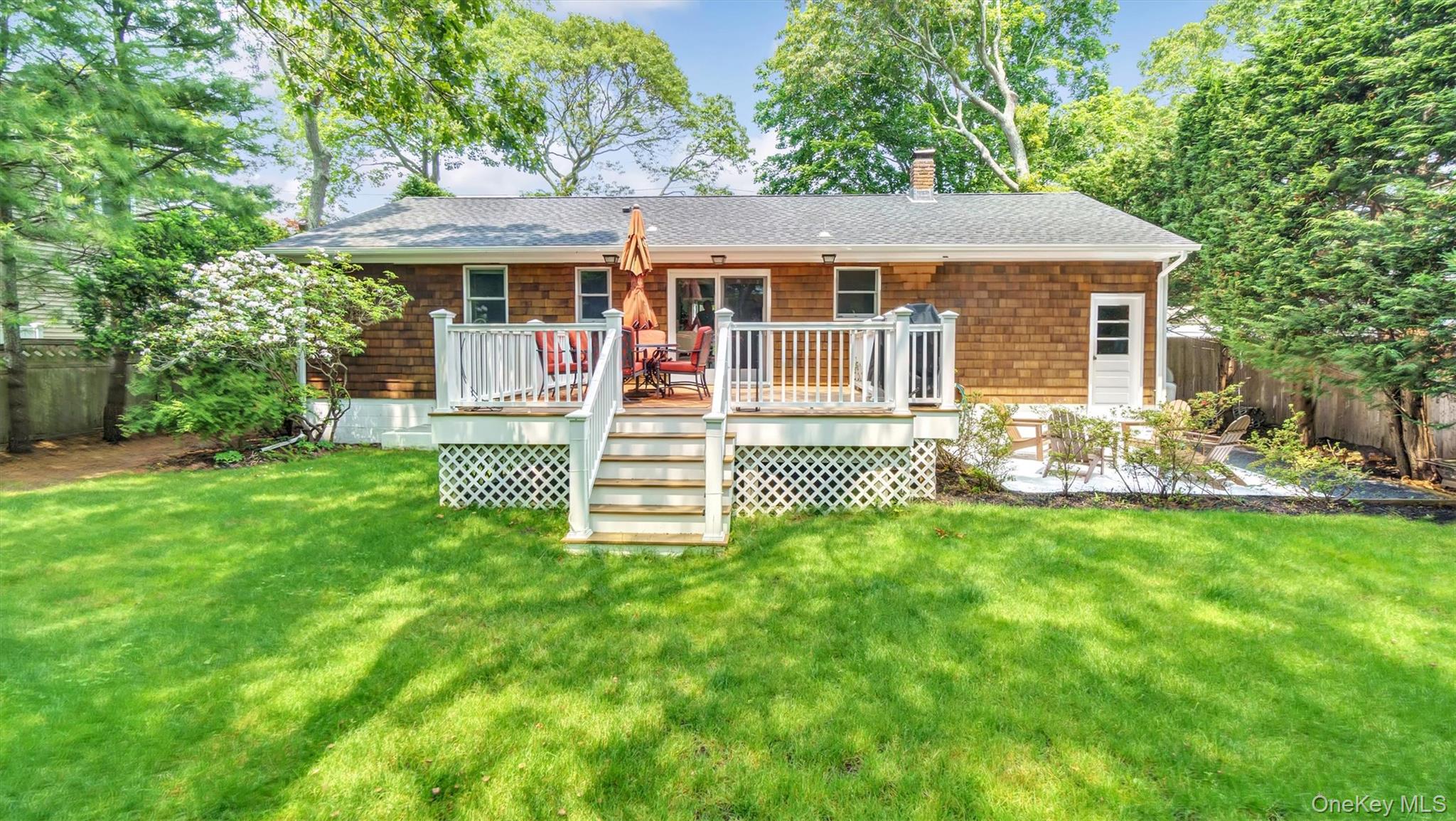 #18 photo, 64 School Street, Hampton Bays , NY 11946