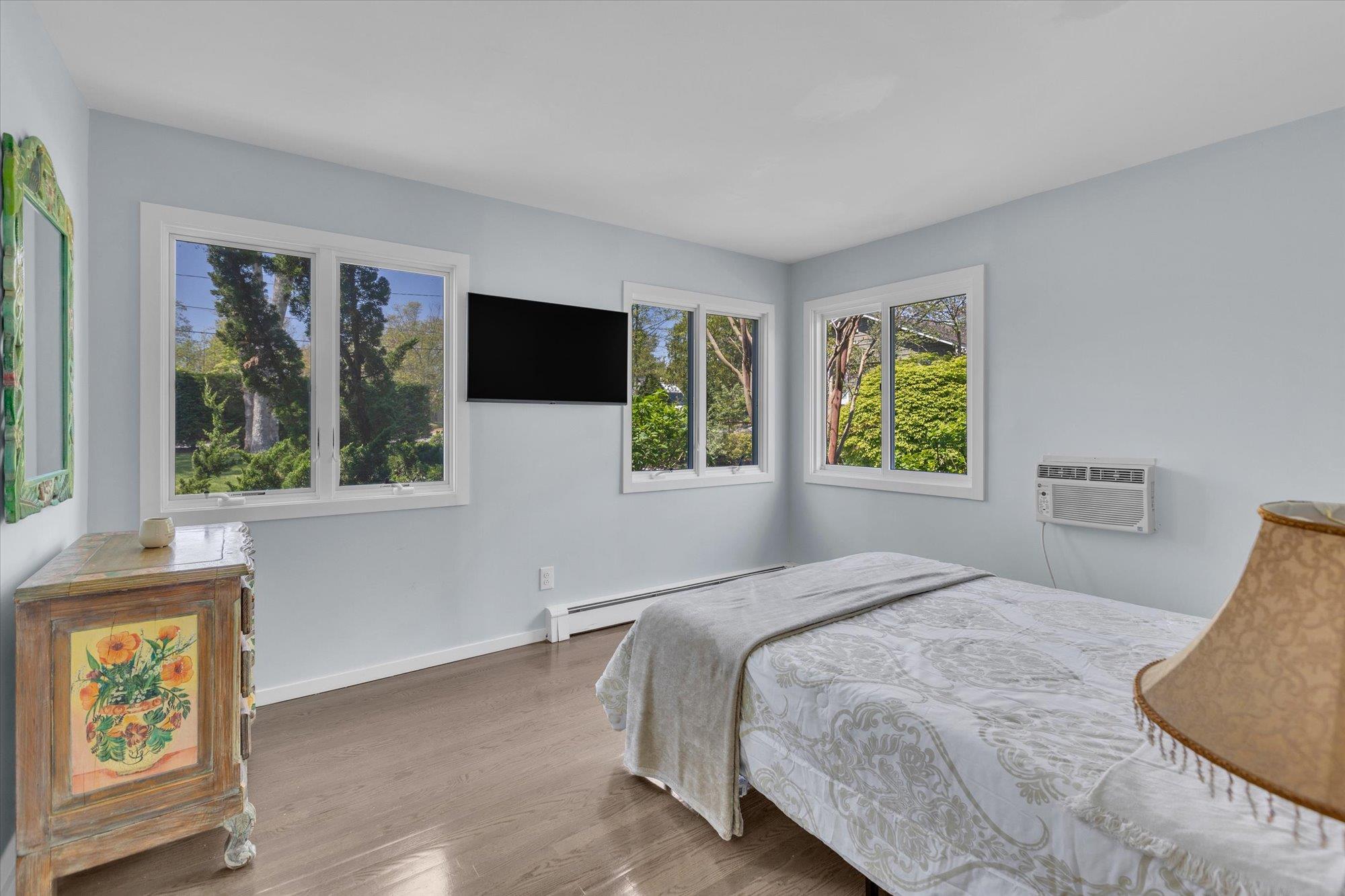 #12 photo, 65 Pine Edge Drive, サフォーク郡 East Moriches , NY 11940