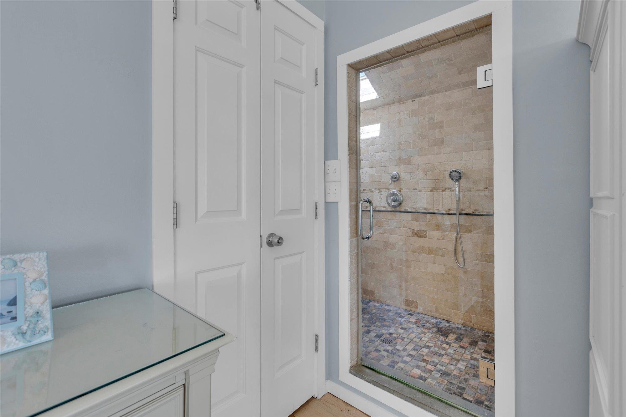 #17 photo, 65 Pine Edge Drive, サフォーク郡 East Moriches , NY 11940