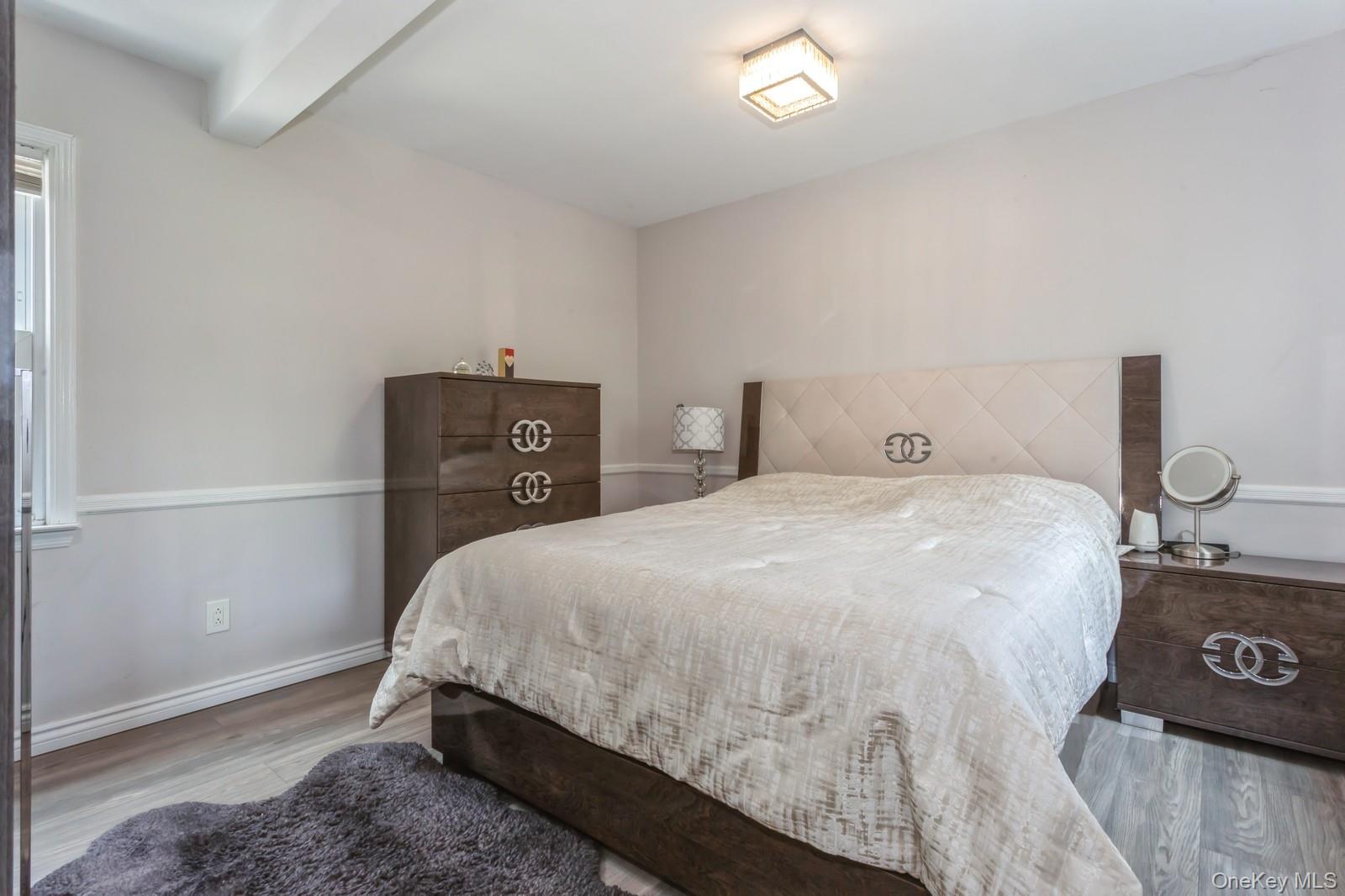 #18 photo, 1 Howland Road, ナッソー郡 East Rockaway , NY 11518