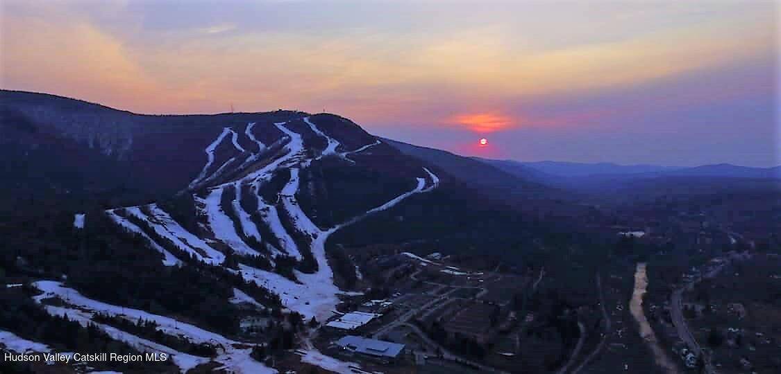 #3 photo, 56 Highlands Dr.  F3, Hunter , NY 12442